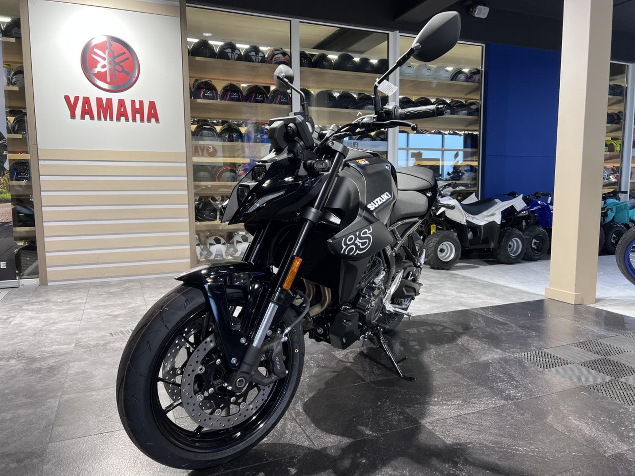 Suzuki GSX (2026) - Photo 2