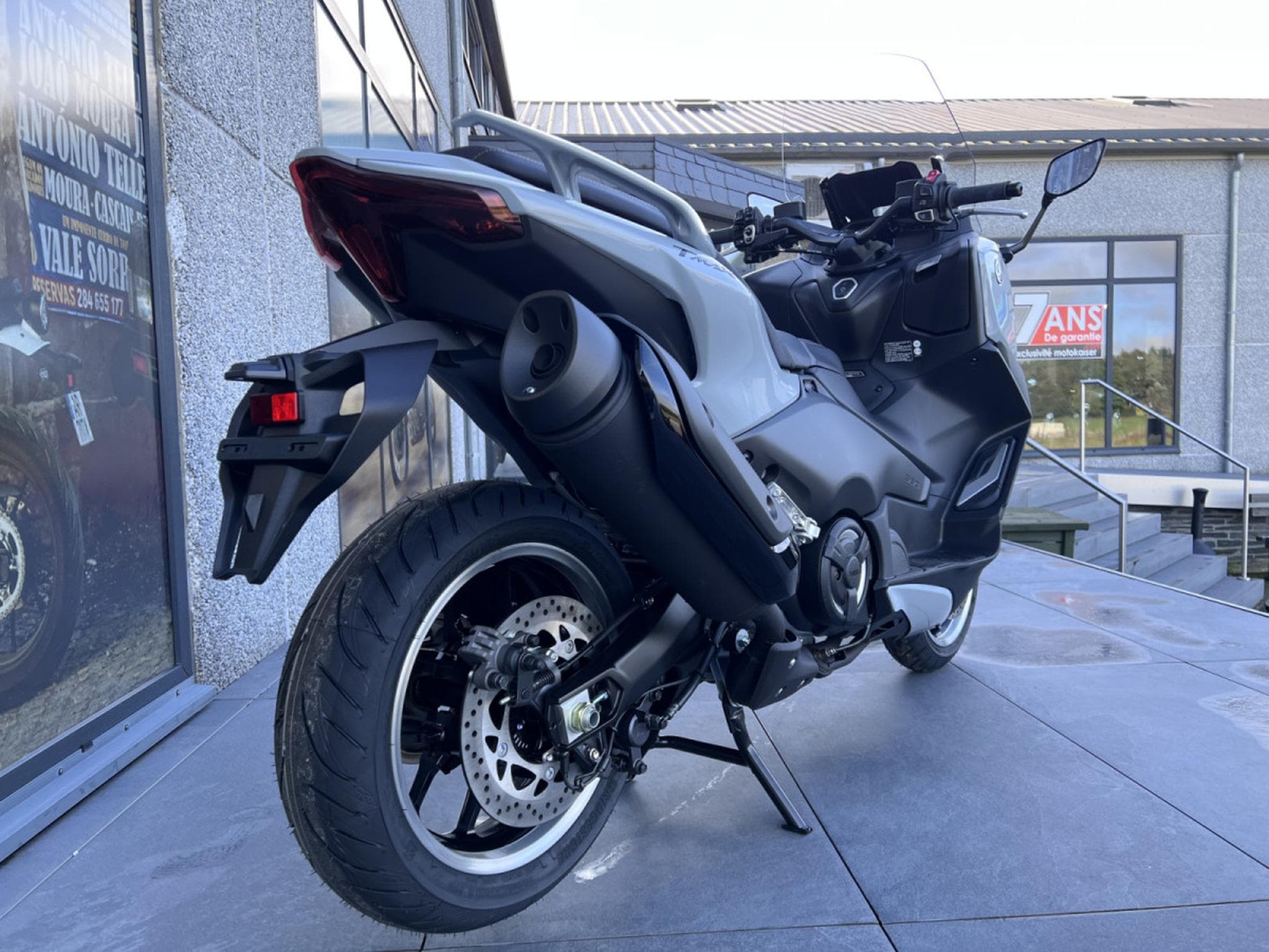Yamaha T-Max TECHMAX (2026) - Foto 3