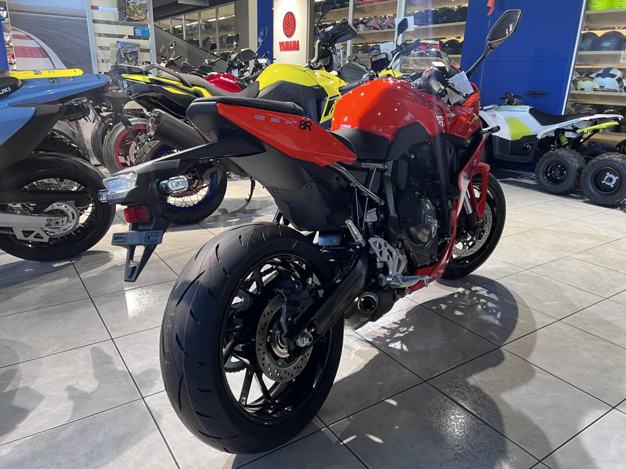 Suzuki GSX-8R (2026) - Photo 3