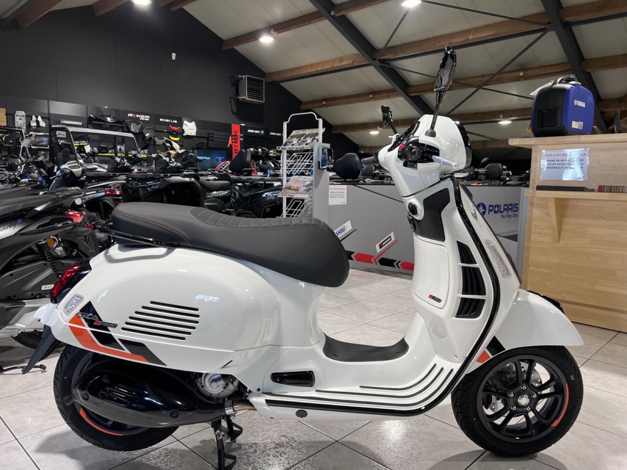 Vespa GTS 310 (2026) - Photo 1
