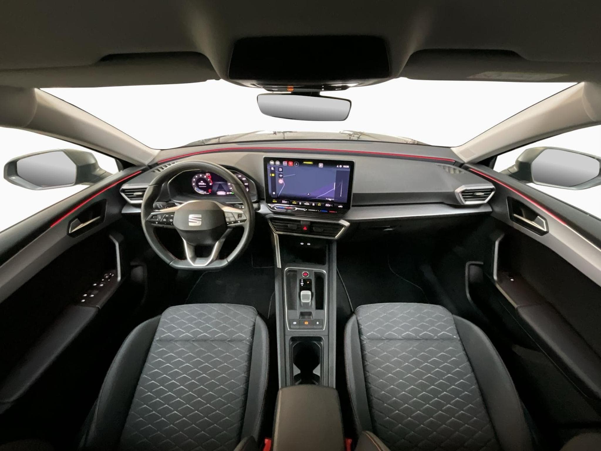 Seat Leon ST+FR+DSG+Led+Kessy+LM18+DAB (2025) - Photo 2
