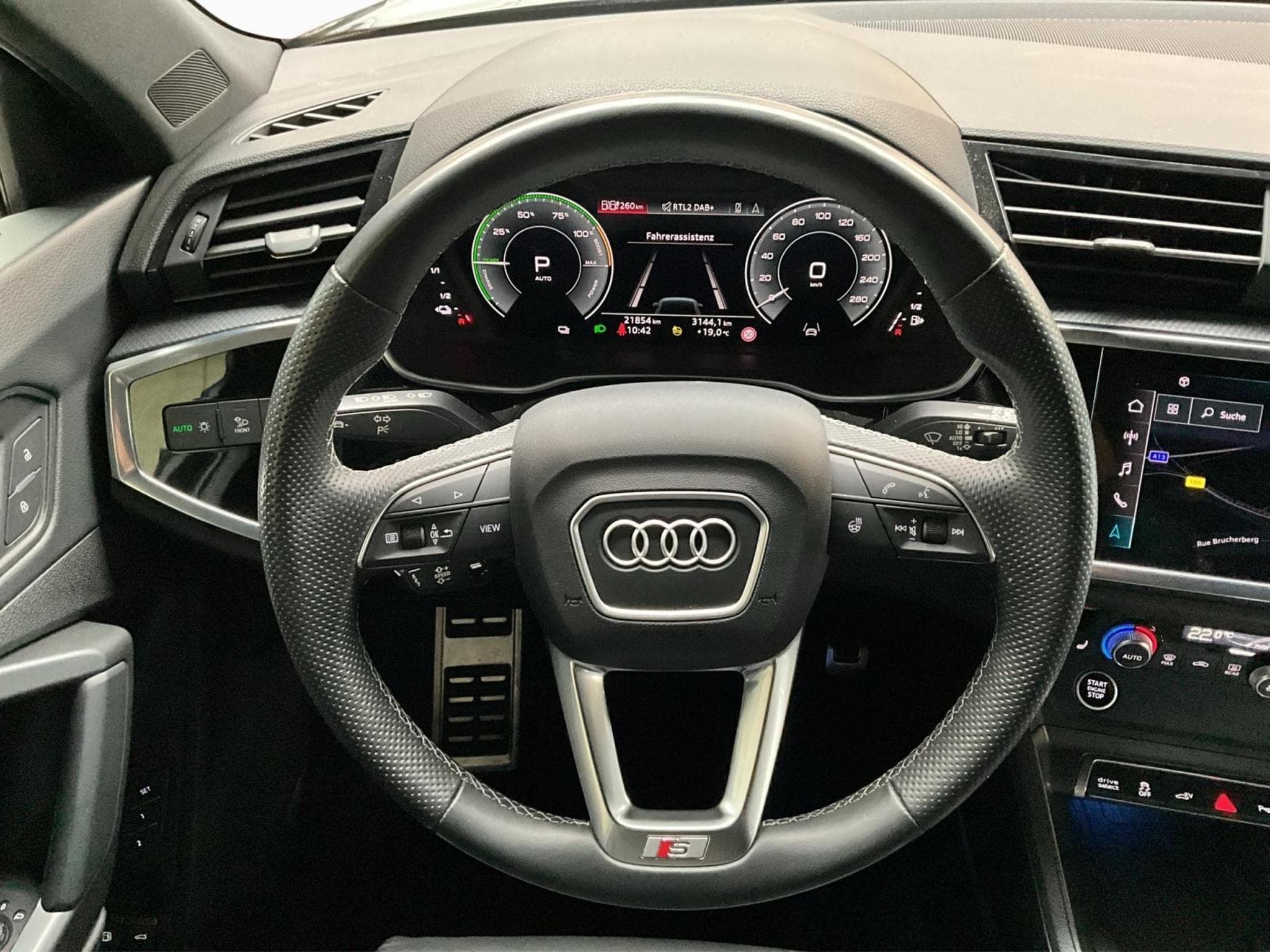 Audi Q3 SB+45TFSI+S-line+S-Tronic+P.Premium+LM19+Black-Style (2023) - Foto 10