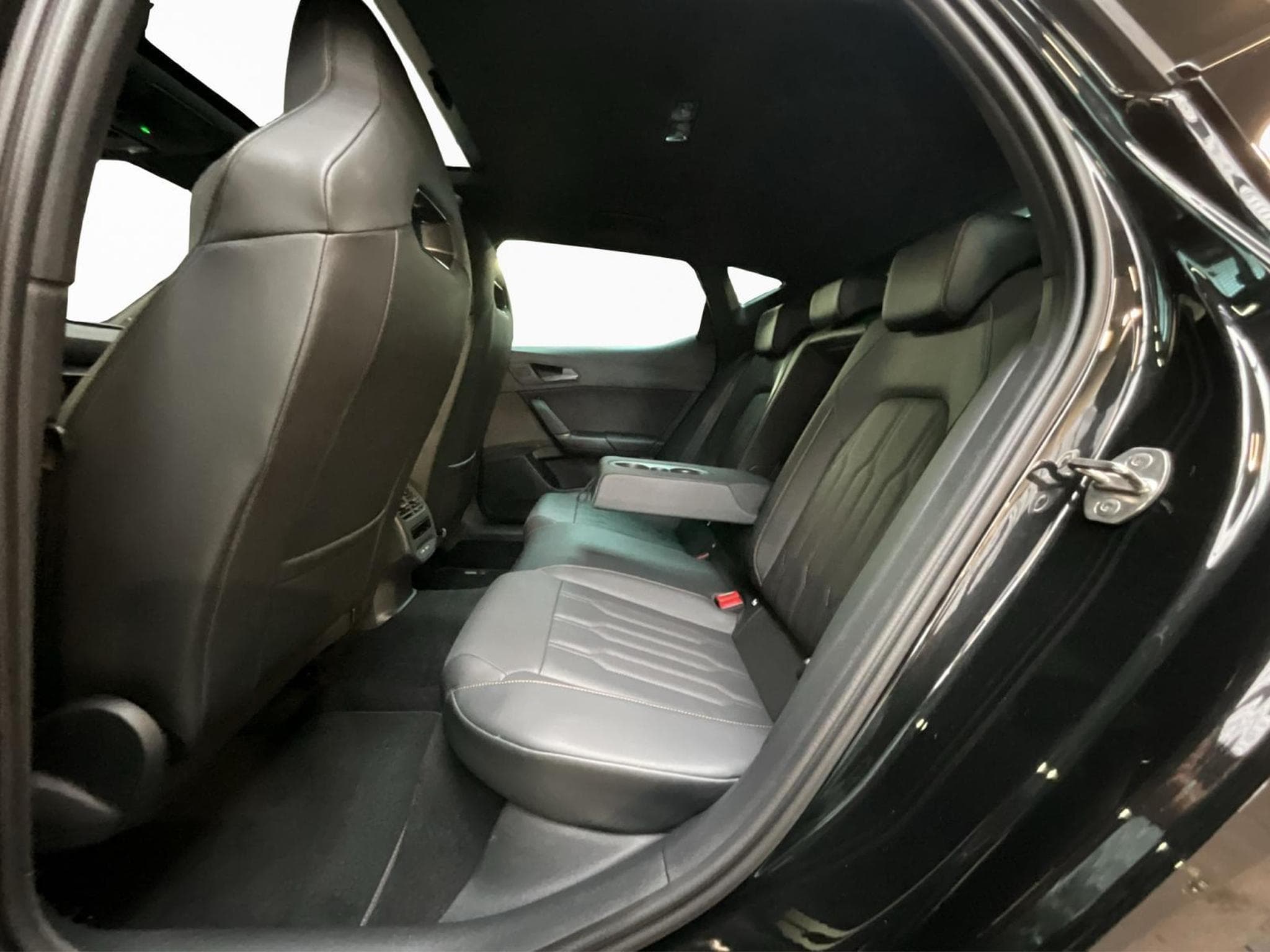 Cupra Leon DSG+BeatsAudio+Pano+Matrix+P.Leder (2023) - Photo 16