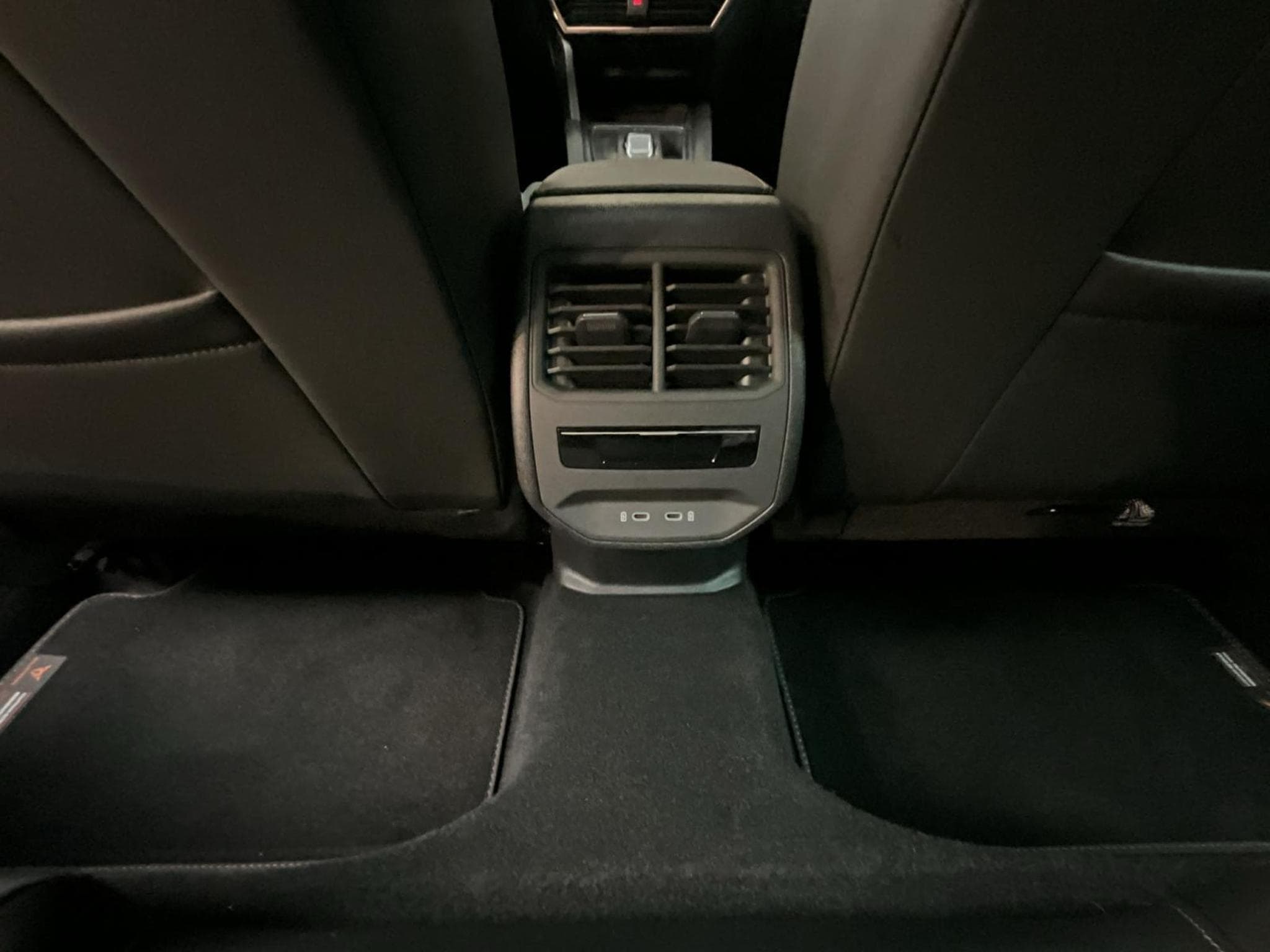 Cupra Leon DSG+BeatsAudio+Pano+Matrix+P.Leder (2023) - Photo 20