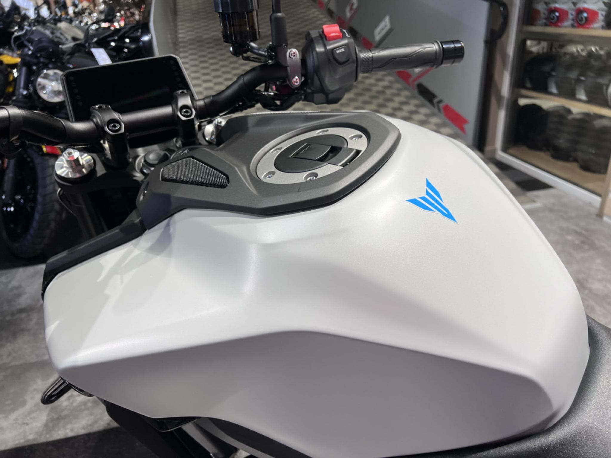 Yamaha MT09 (2025) - Photo 6