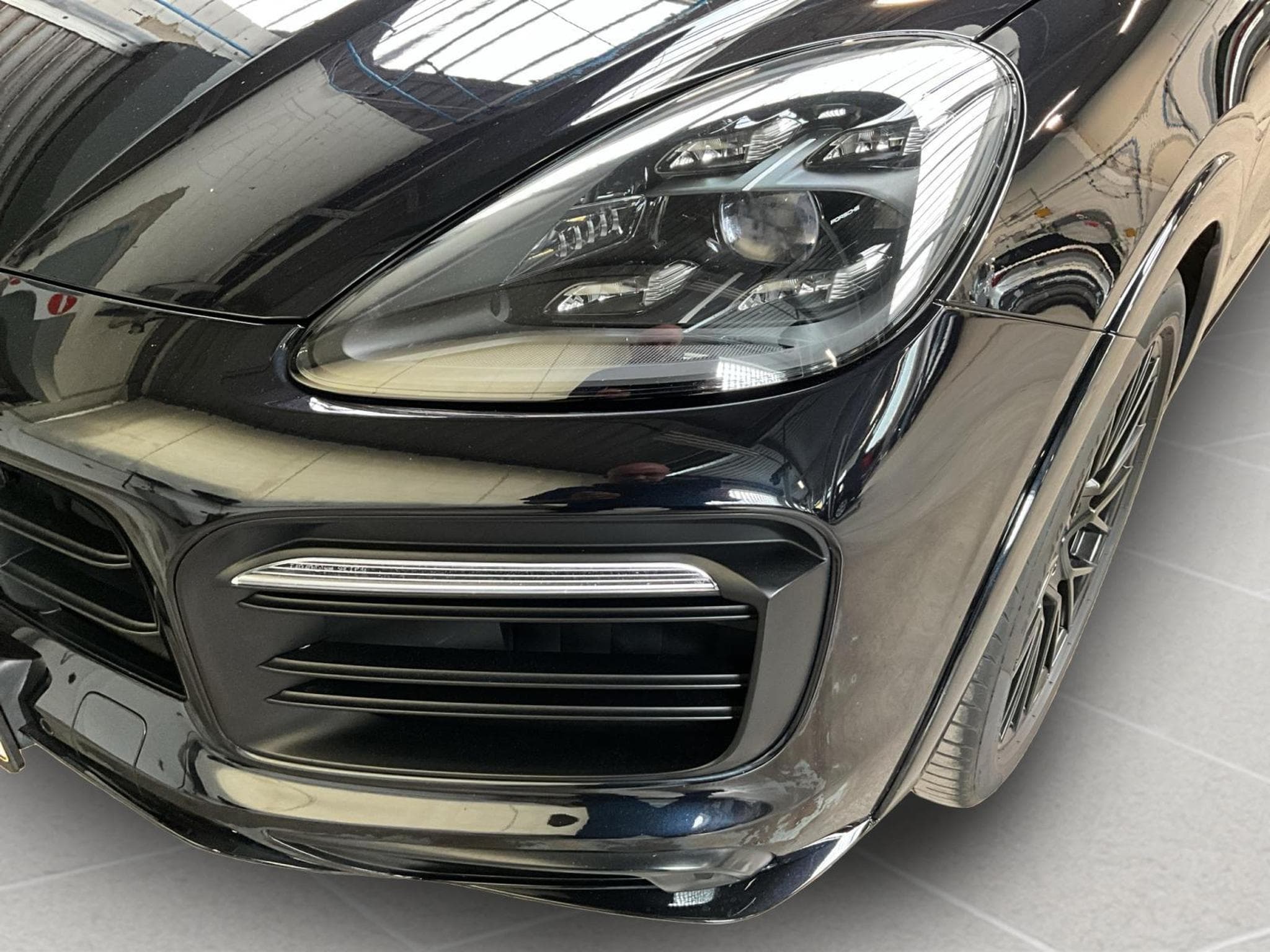 Porsche Cayenne GTS+Tiptronic-S+PTM+AHK+Bose+PDLS-Plus+Accés-Confort (2020) - Photo 18