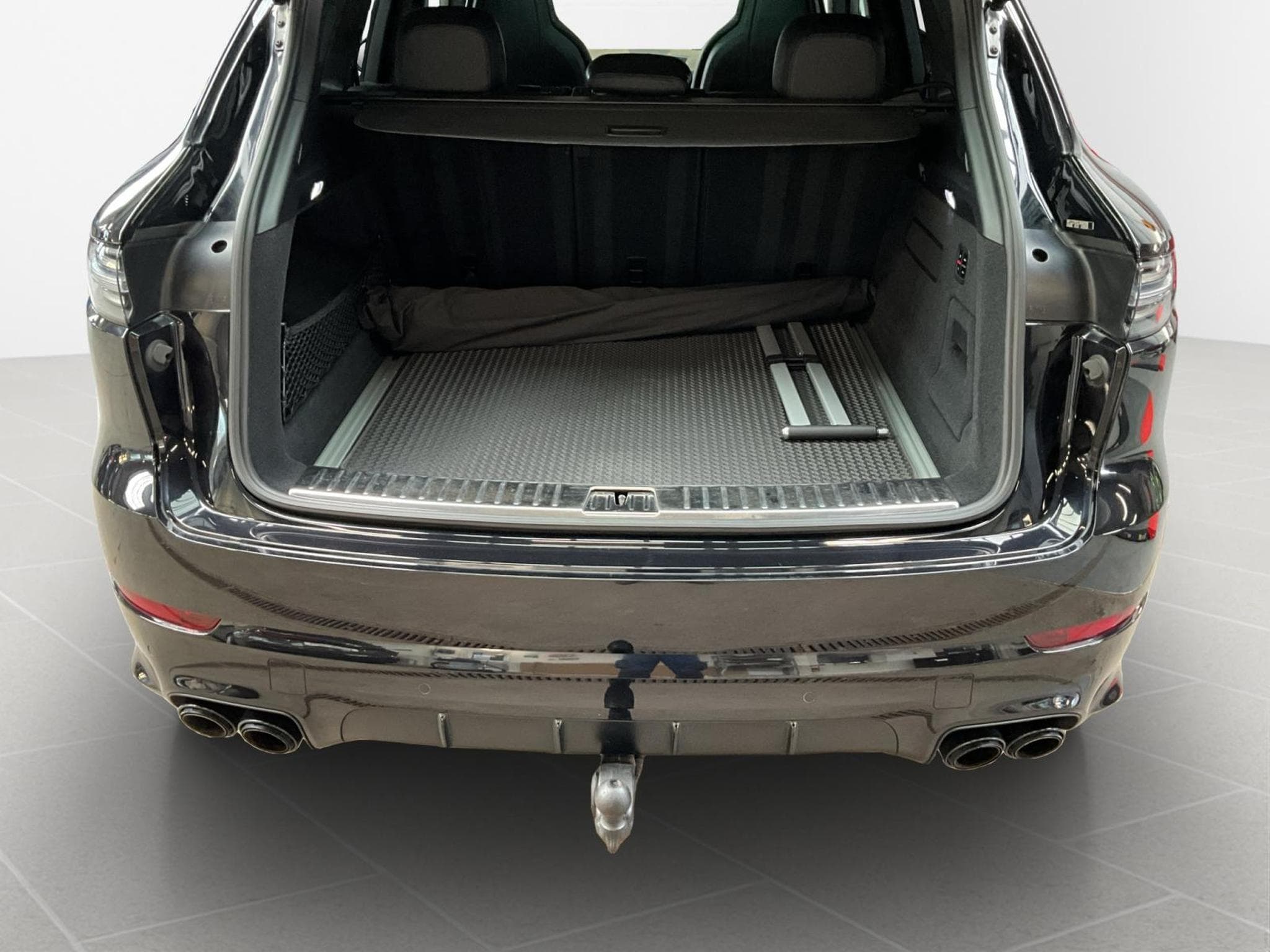 Porsche Cayenne GTS+Tiptronic-S+PTM+AHK+Bose+PDLS-Plus+Accés-Confort (2020) - Photo 17