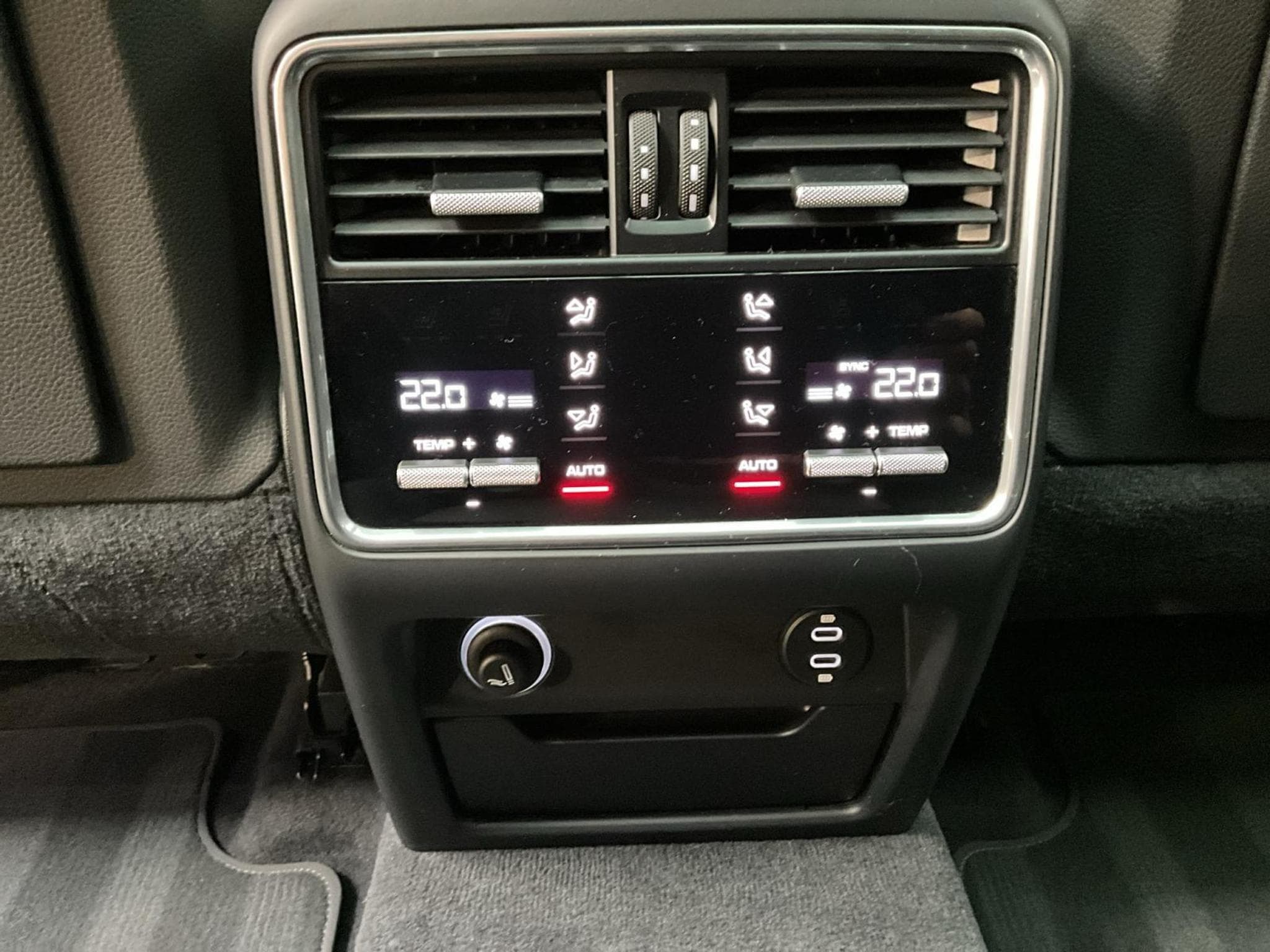 Porsche Cayenne GTS+Tiptronic-S+PTM+AHK+Bose+PDLS-Plus+Accés-Confort (2020) - Photo 21
