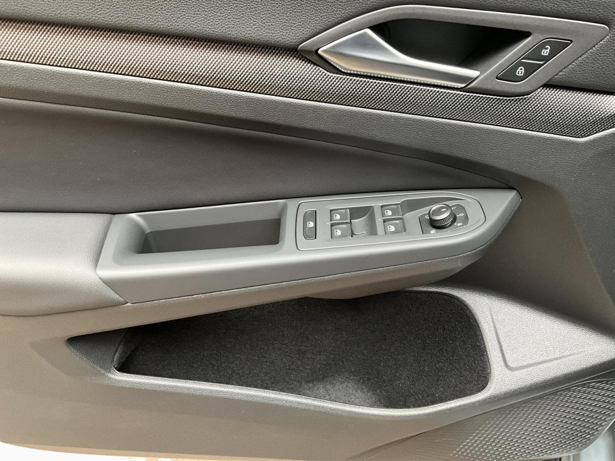 VW Golf GTI+DSG+360°+LM19+P.Leder+Pano+P.Tech. (2025) - Photo 14