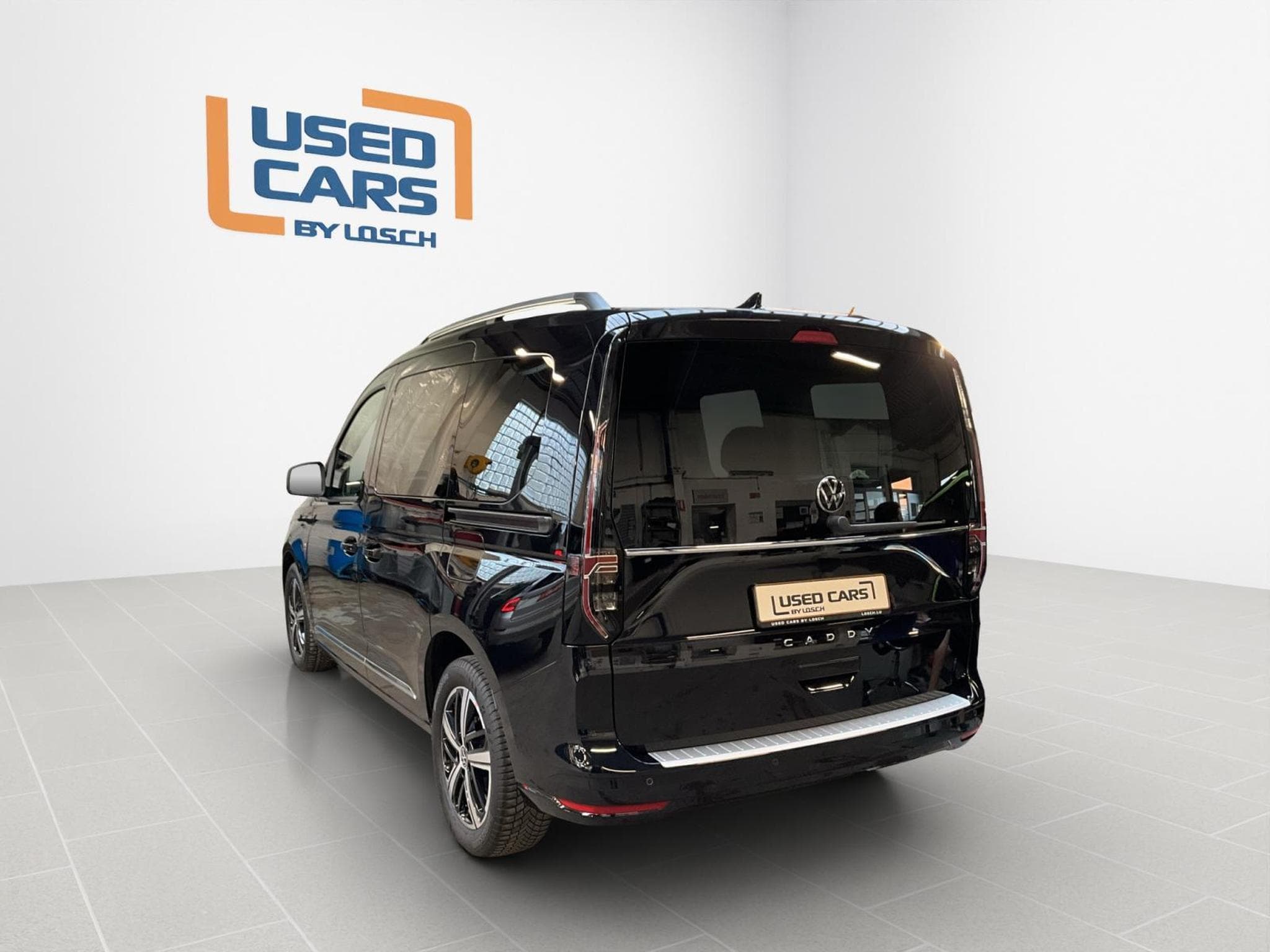 VW Caddy Style+DSG+LED+NAVI+Pano+DAB+Rear-View (2023) - Photo 6