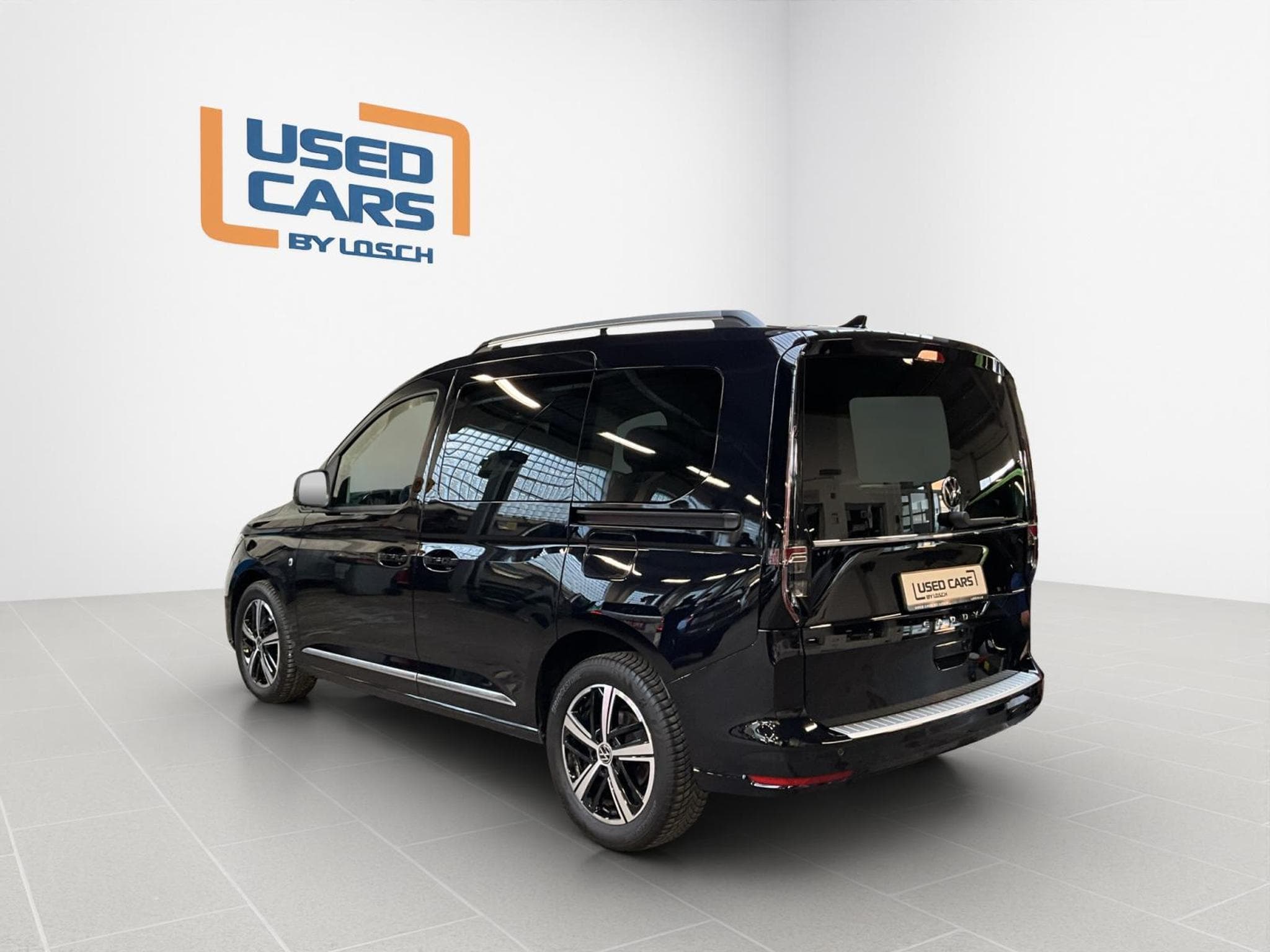 VW Caddy Style+DSG+LED+NAVI+Pano+DAB+Rear-View (2023) - Photo 5