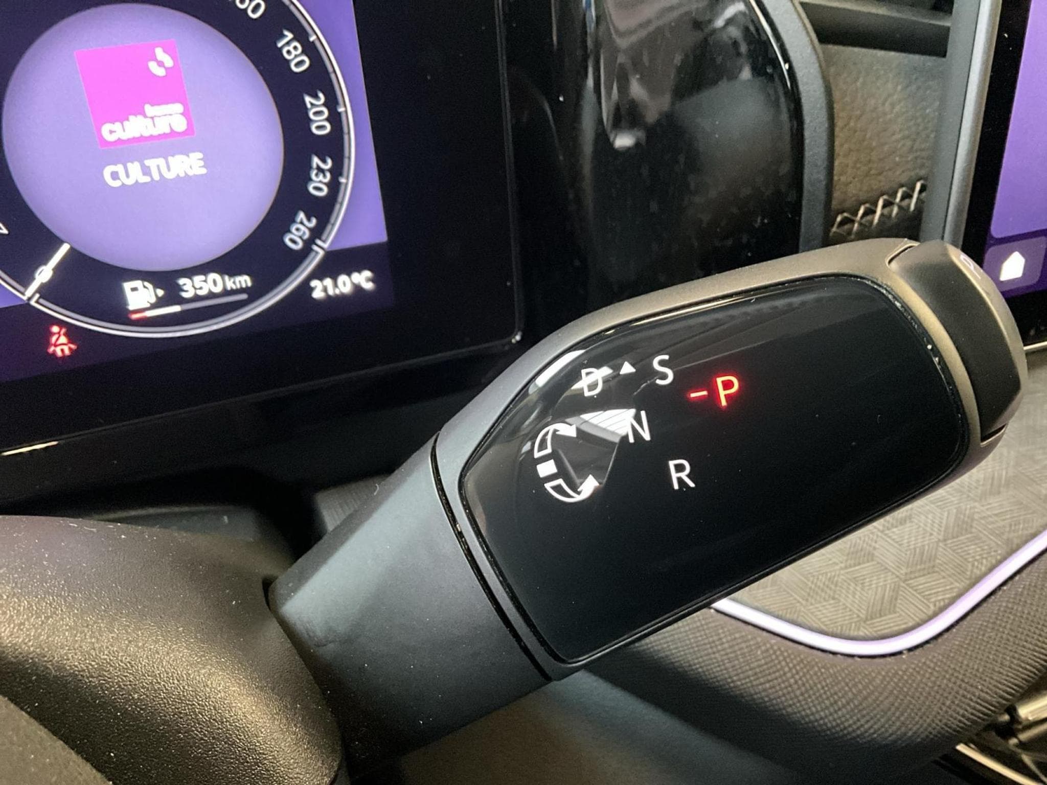 Skoda Kodiaq Selection+4x4+DSG+p.Acoustique+P.Assisted+P.simply-Clever+AH (2024) - Photo 12