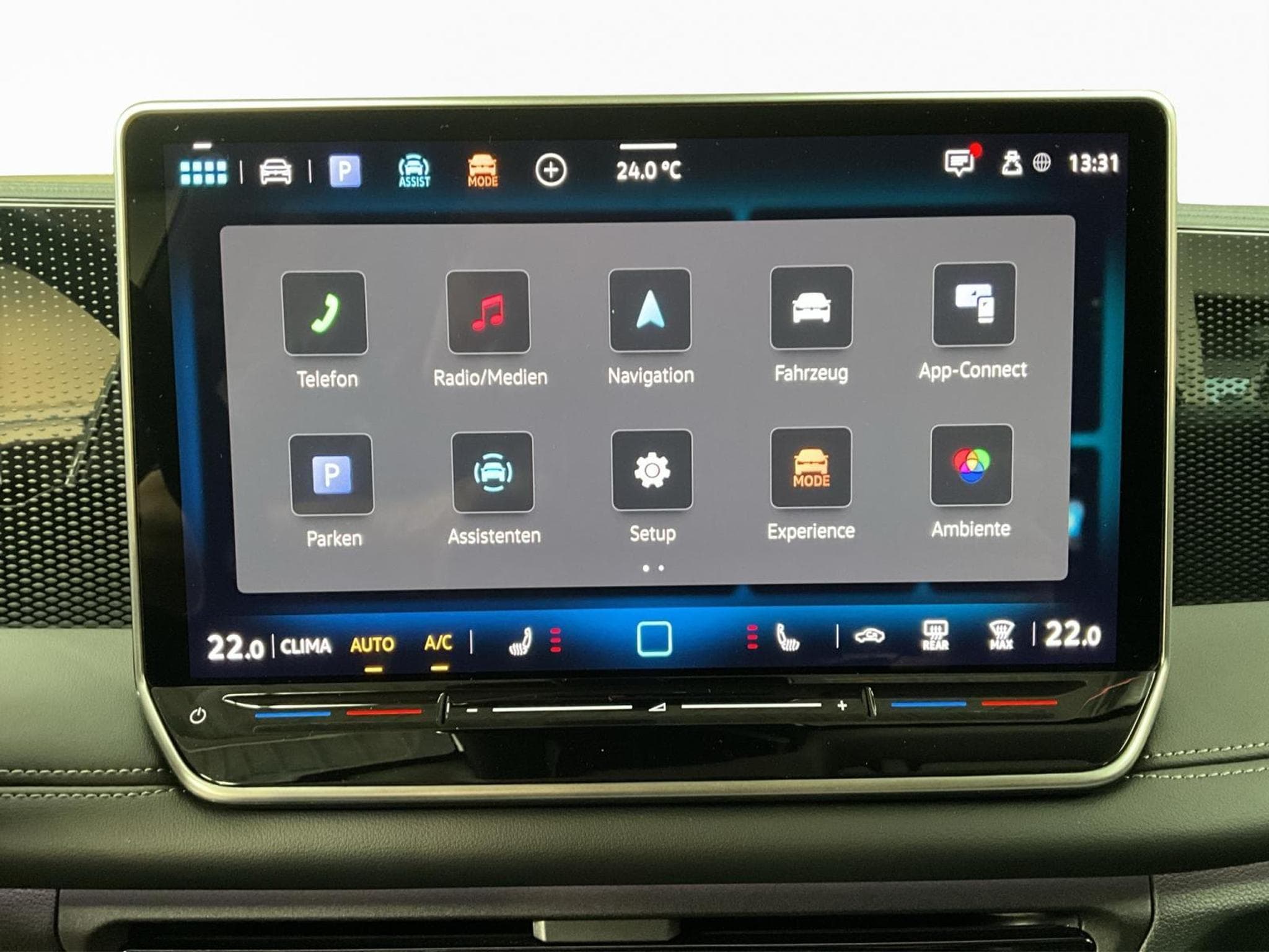 VW Tiguan Life+DSG+P.Design+P.Confort+LM17+Led+P.Select (2026) - Photo 13