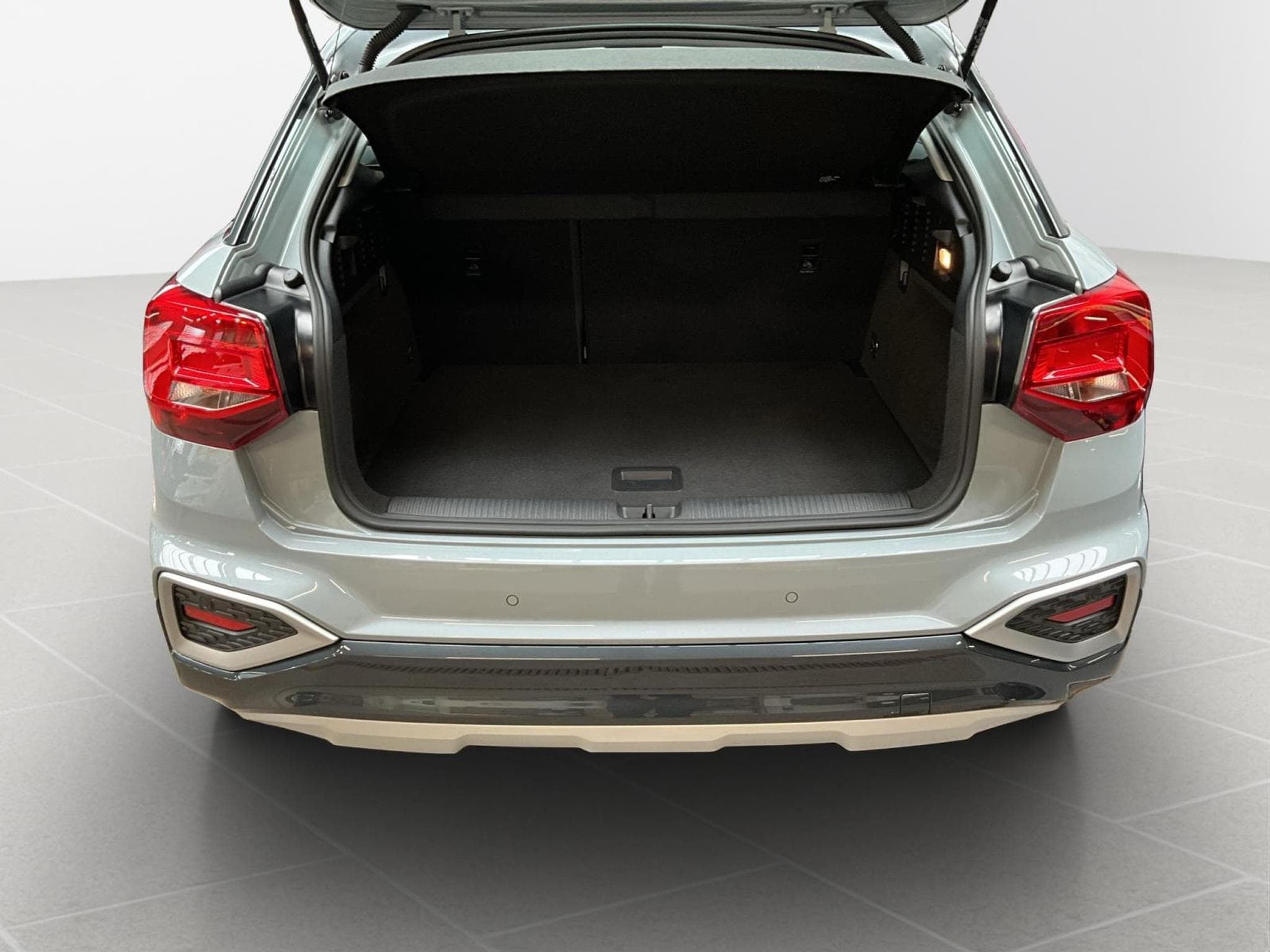 Audi Q2 Advanced+S-Tronic+P.Business+P.Assistance+P.Confort-Plus+LED (2025) - Foto 16