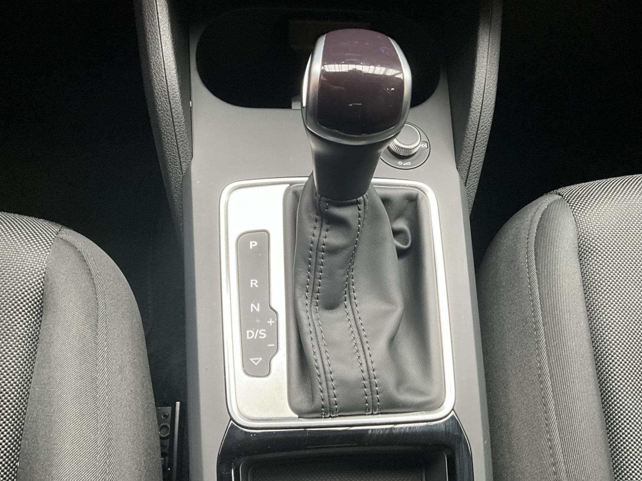 Audi Q2 Advanced+S-Tronic+P.Business+P.Assistance+P.Confort+Led+Navi (2025) - Foto 12