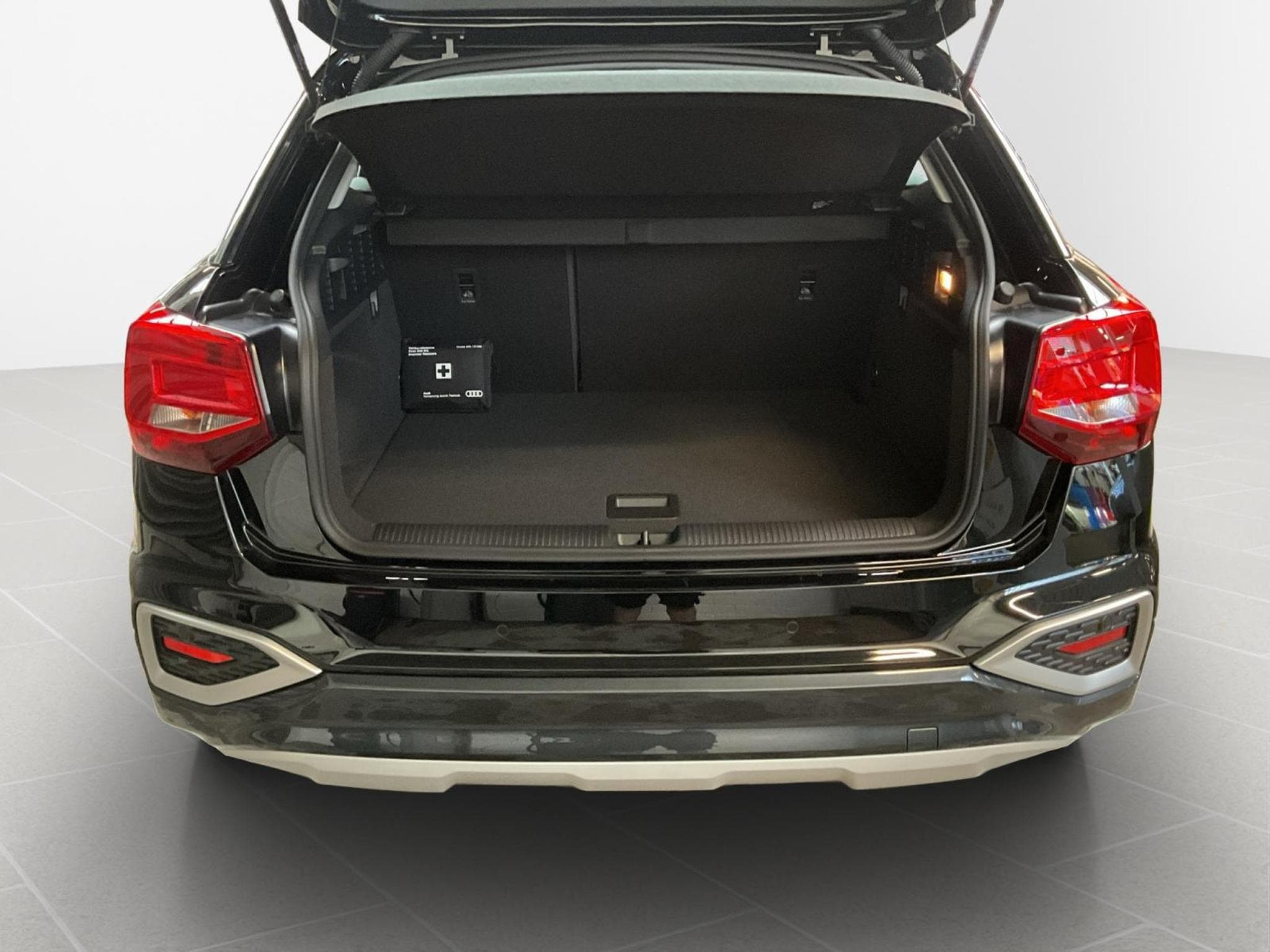 Audi Q2 Advanced+S-Tronic+P.Business+P.Assistance+P.Confort+Led+Navi (2025) - Foto 16