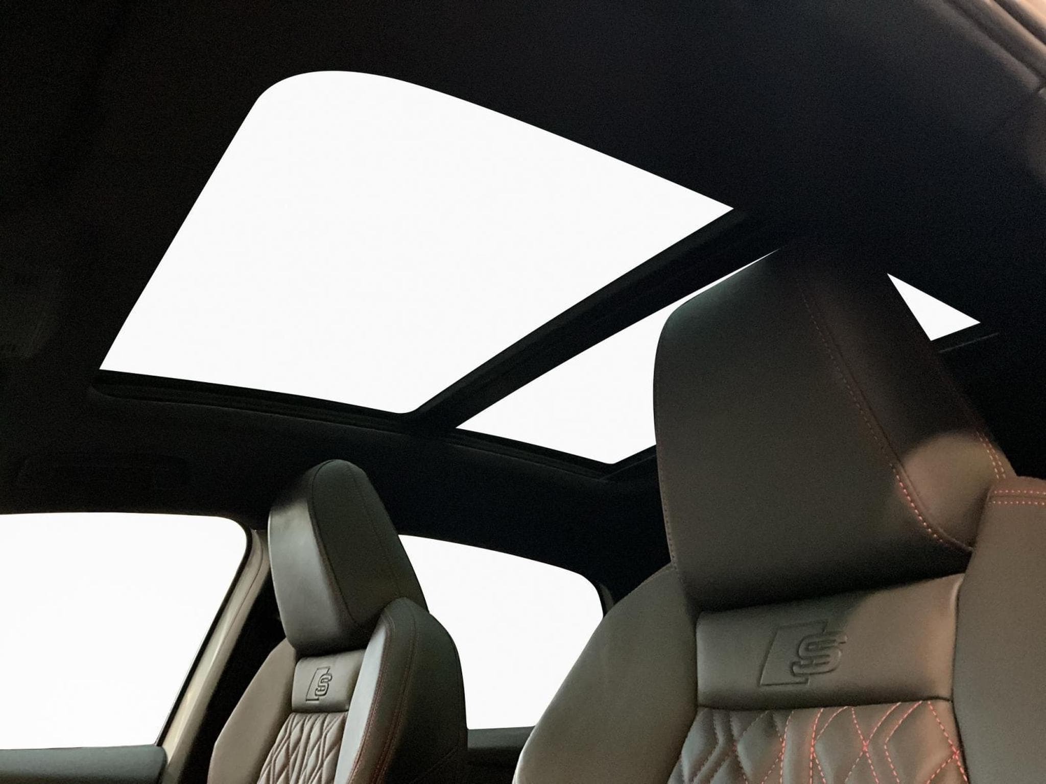 Audi Q4 e-tron 77kWh+SB+e-tron40+S-Line+P.Premium+Pano+Black-Style+Sonos (2022) - Foto 15