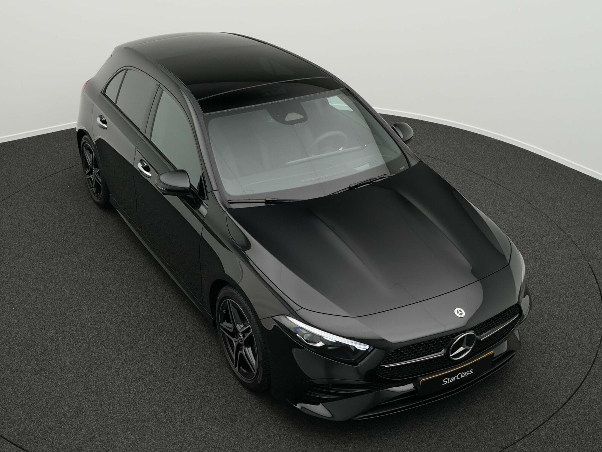 Mercedes A 200 d AMG-Line Premium Plus (2025) - Photo 12
