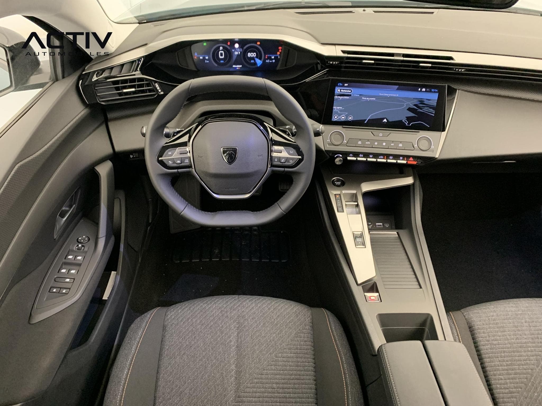 Peugeot 308 BLUEHDI 130CH EAT8 STYLE (2026) - Photo 13