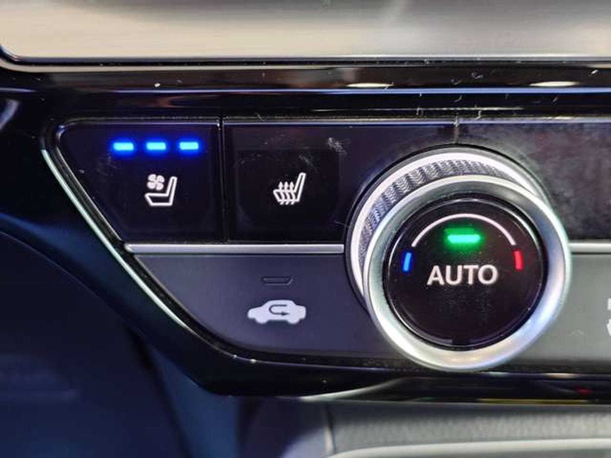 Honda CR-V CR-V e:HEV 2.0i AWD Advance HYBRID 184 PS 4X4 (2024) - Photo 15