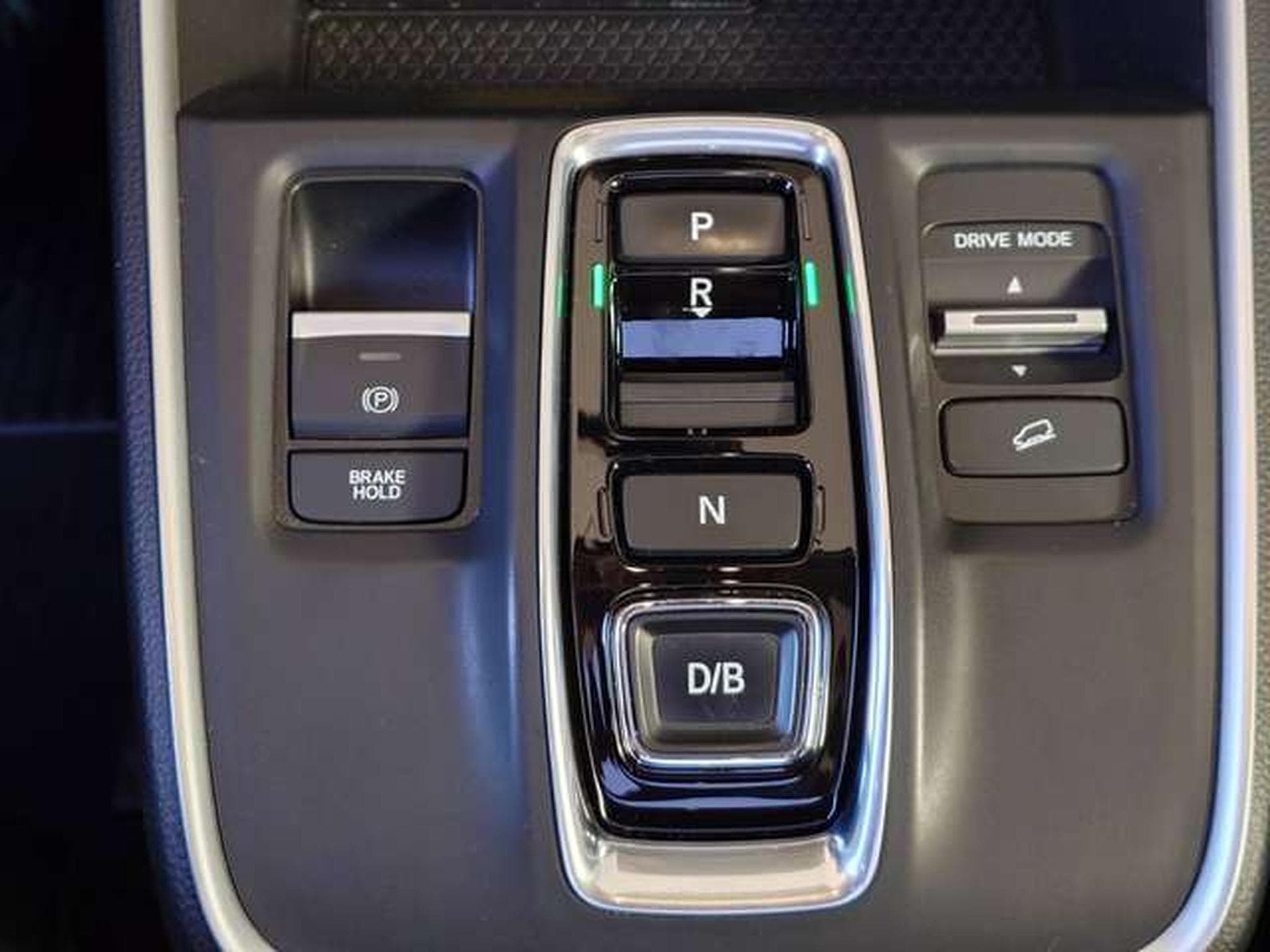 Honda CR-V CR-V e:HEV 2.0i AWD Advance HYBRID 184 PS 4X4 (2024) - Photo 14