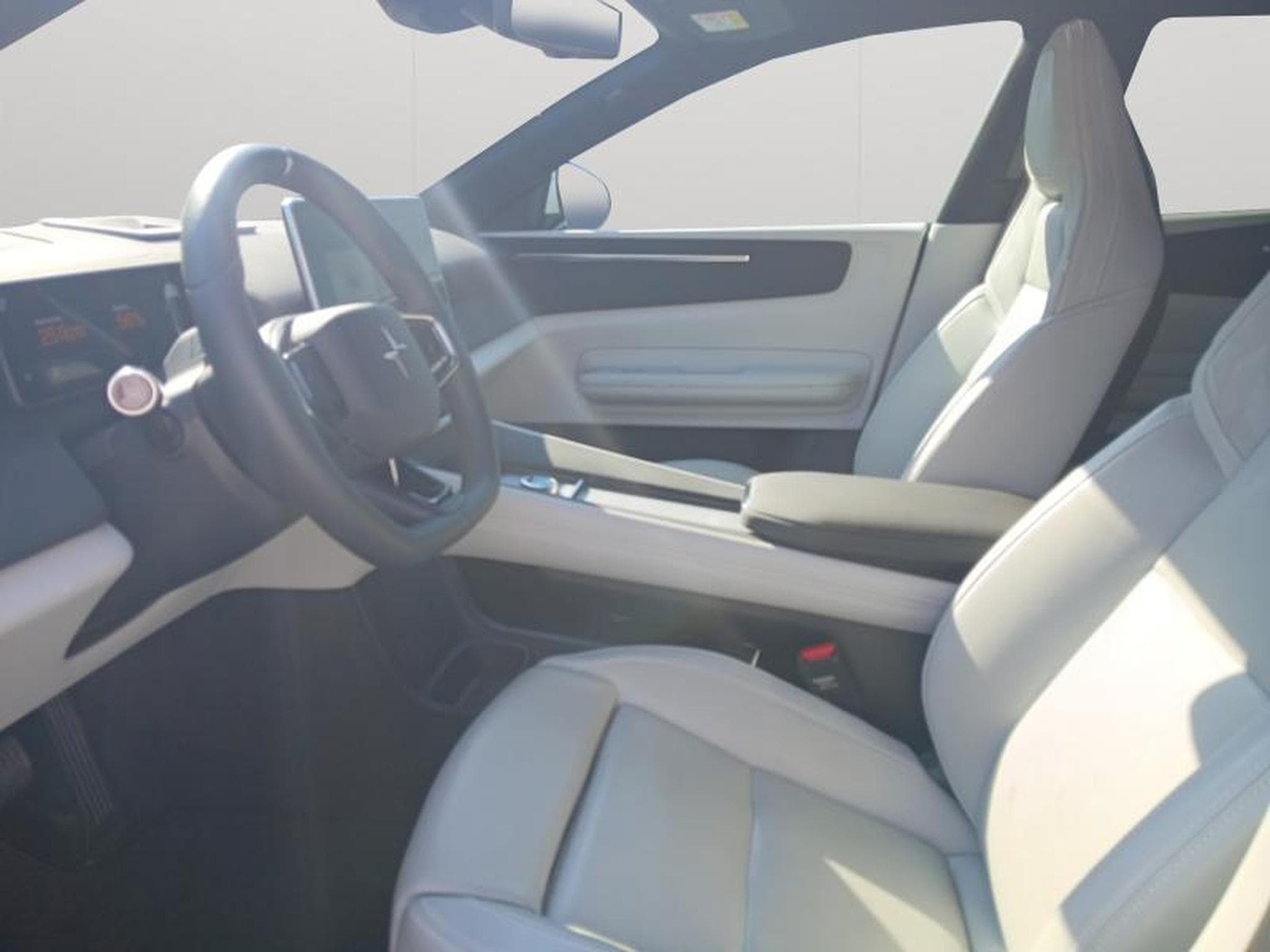 Polestar 4 Long range dual | Plus | Nappa (2024) - Foto 9