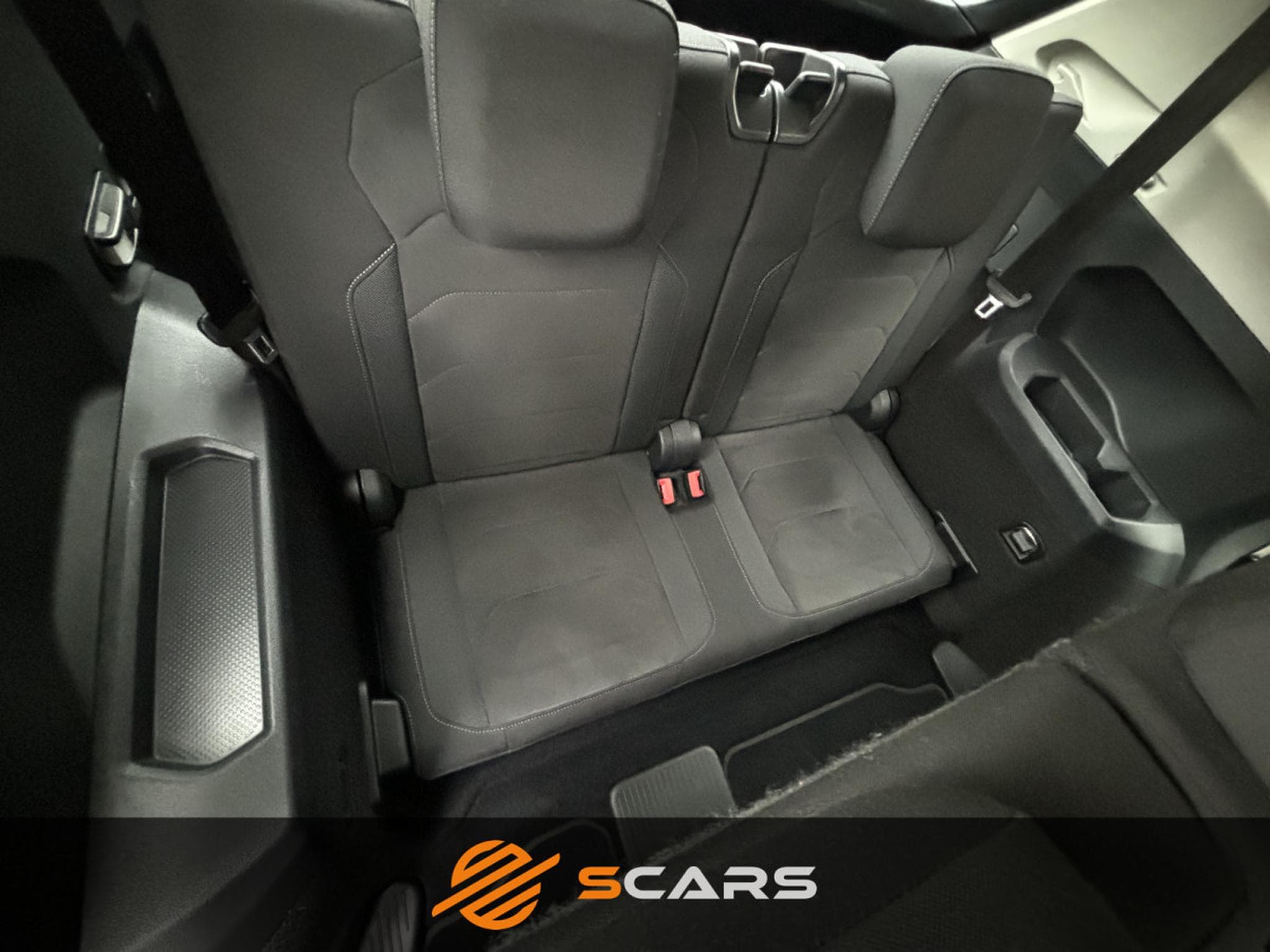 VW Tiguan Allspace 2.0 Tsi DSG 4Motion 7 places (2018) - Foto 11