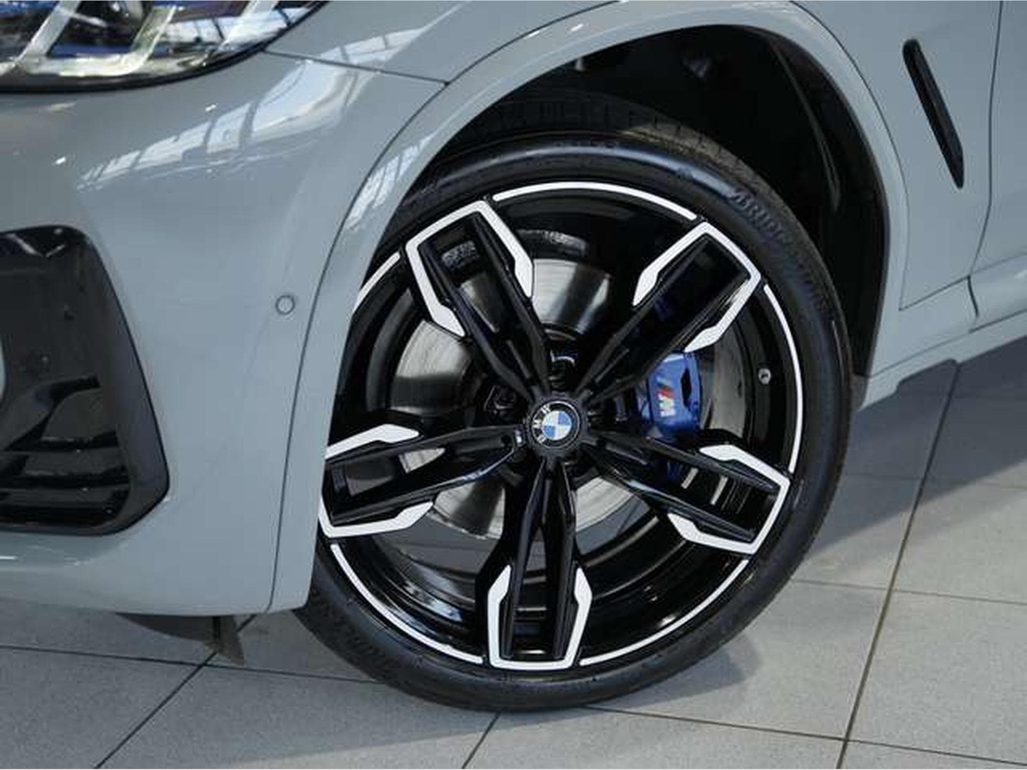 BMW X4M i 2.HD *Memory *Pano *BrooklynGrau *Laser (2022) - Photo 3