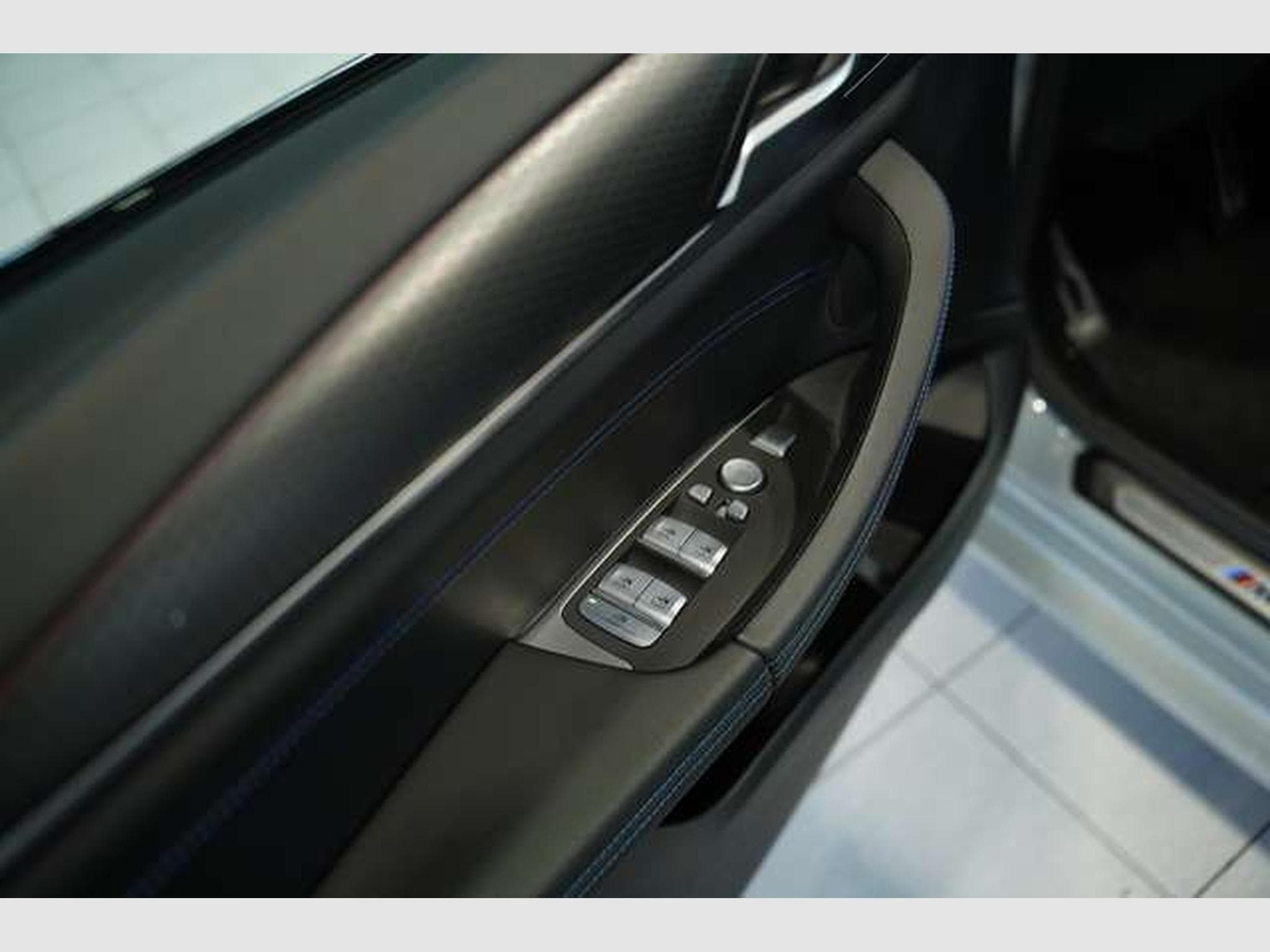 BMW X4M i 2.HD *Memory *Pano *BrooklynGrau *Laser (2022) - Photo 28