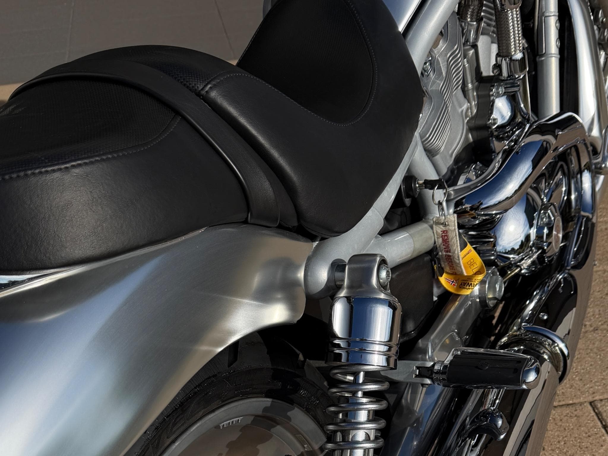 Harley-Davidson V-Rod Modèle anniversaire 100 ans (2003) - Photo 2