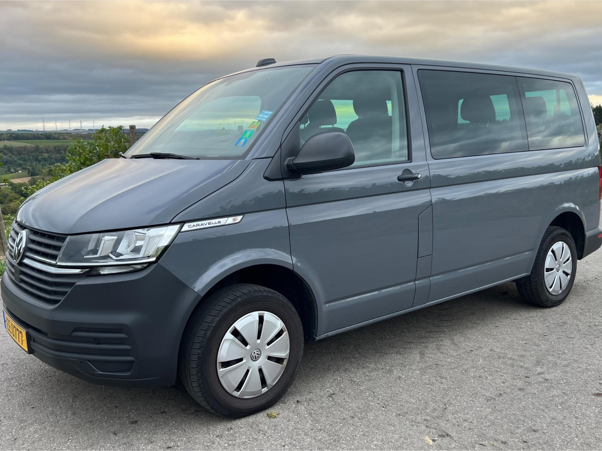 VW Caravelle (2021) - Photo 2