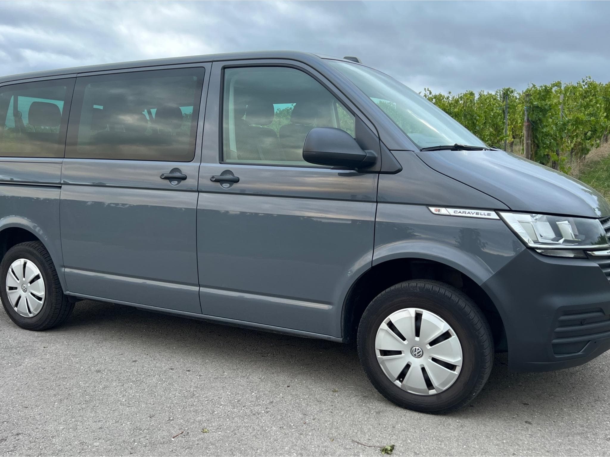 VW Caravelle (2021) - Photo 3
