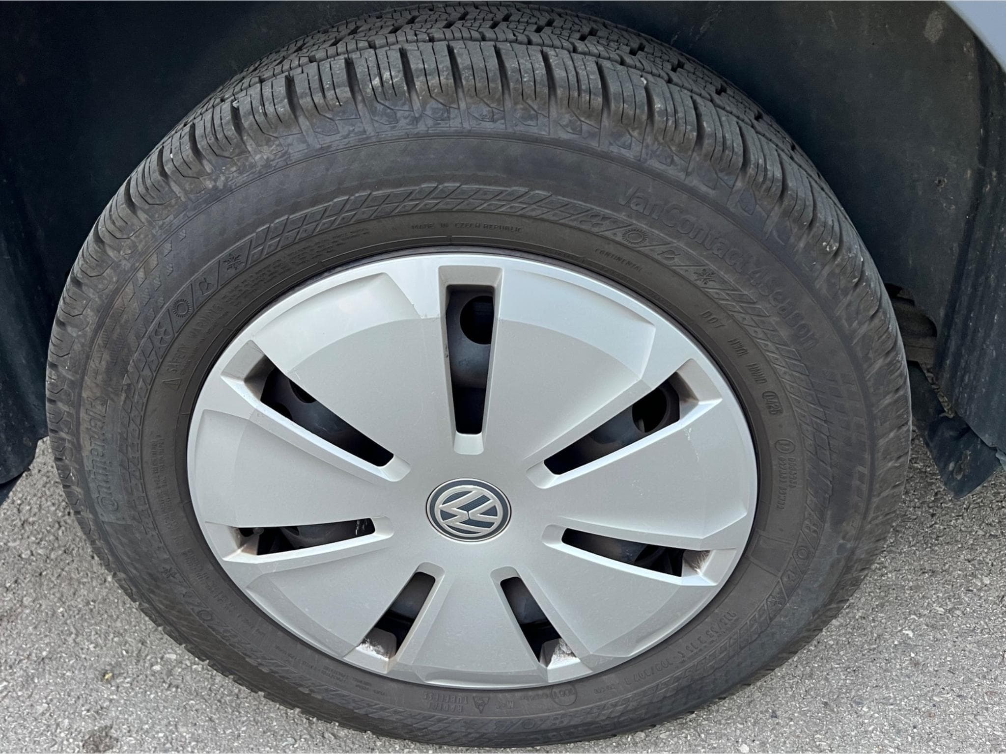 VW Caravelle (2021) - Photo 12