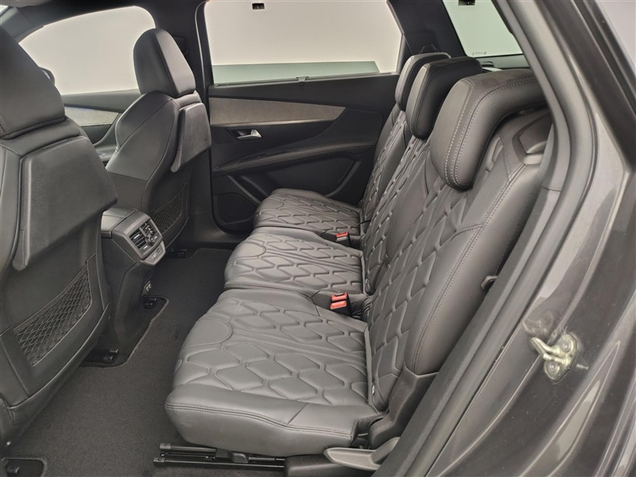 Peugeot 5008 1.5 BlueHDi GT 7Pl Cuir Nappa Navi / Led / PDC+Caméra (2021) - Foto 13