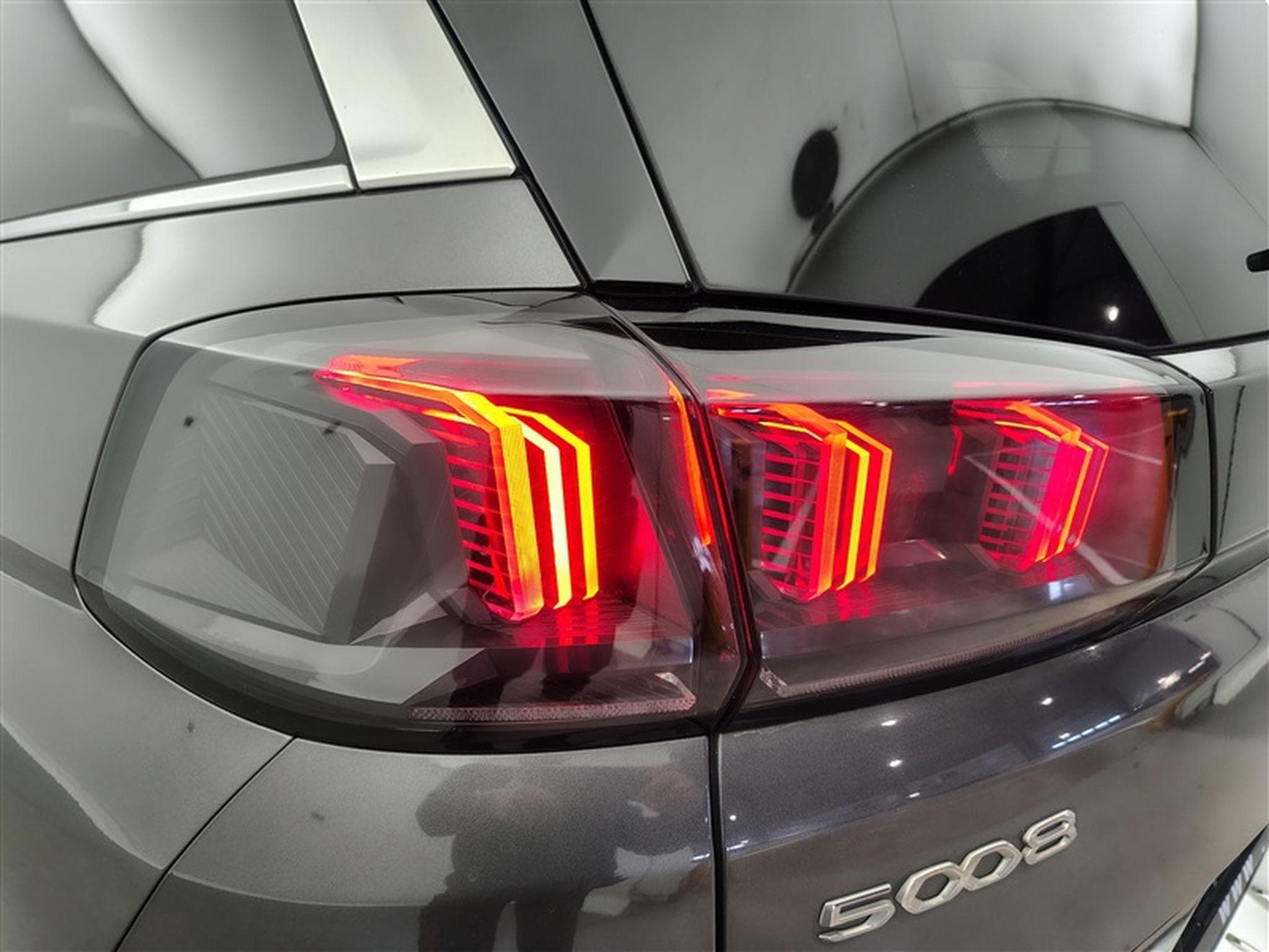 Peugeot 5008 1.5 BlueHDi GT 7Pl Cuir Nappa Navi / Led / PDC+Caméra (2021) - Foto 16