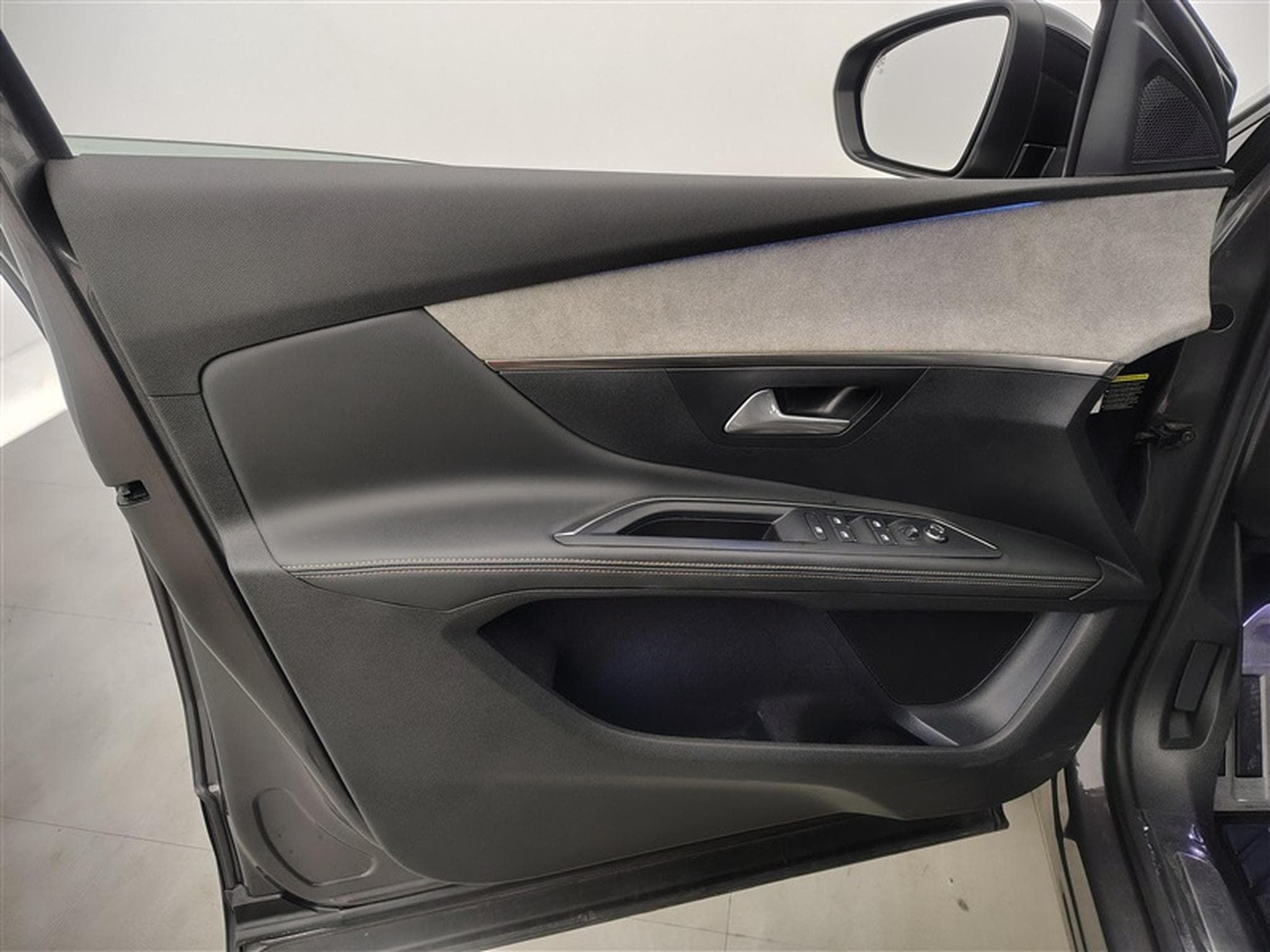 Peugeot 5008 1.5 BlueHDi GT 7Pl Cuir Nappa Navi / Led / PDC+Caméra (2021) - Foto 17