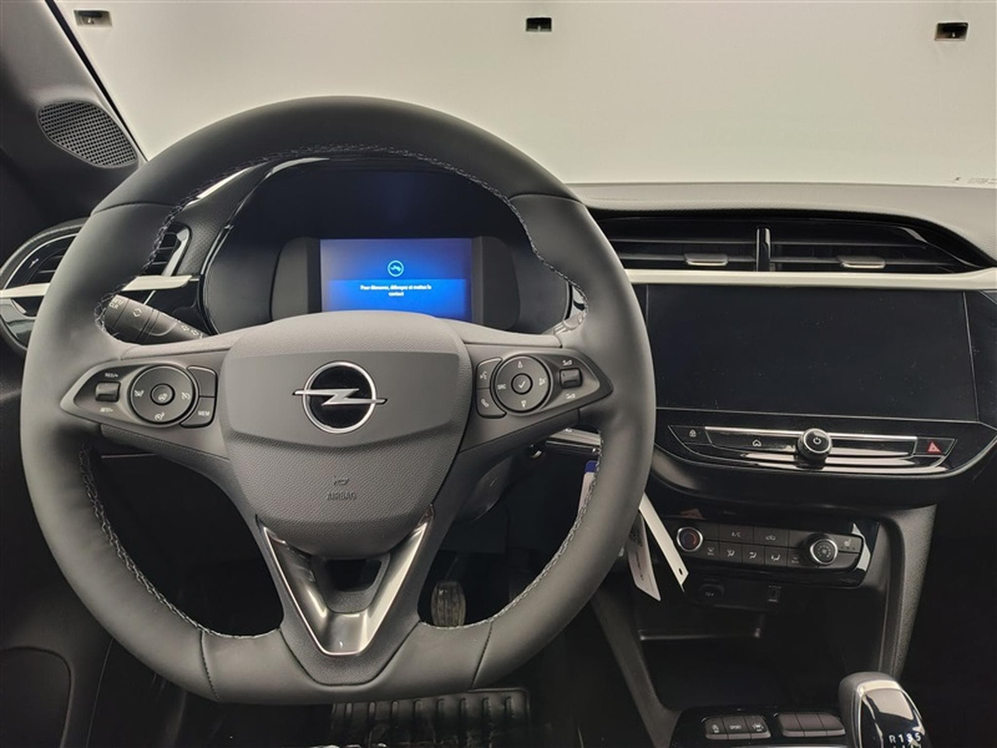 Opel Corsa 1.2 Turbo 100Cv GS CARPLAY / CAMERA / FULL LED / ALU (2025) - Photo 9
