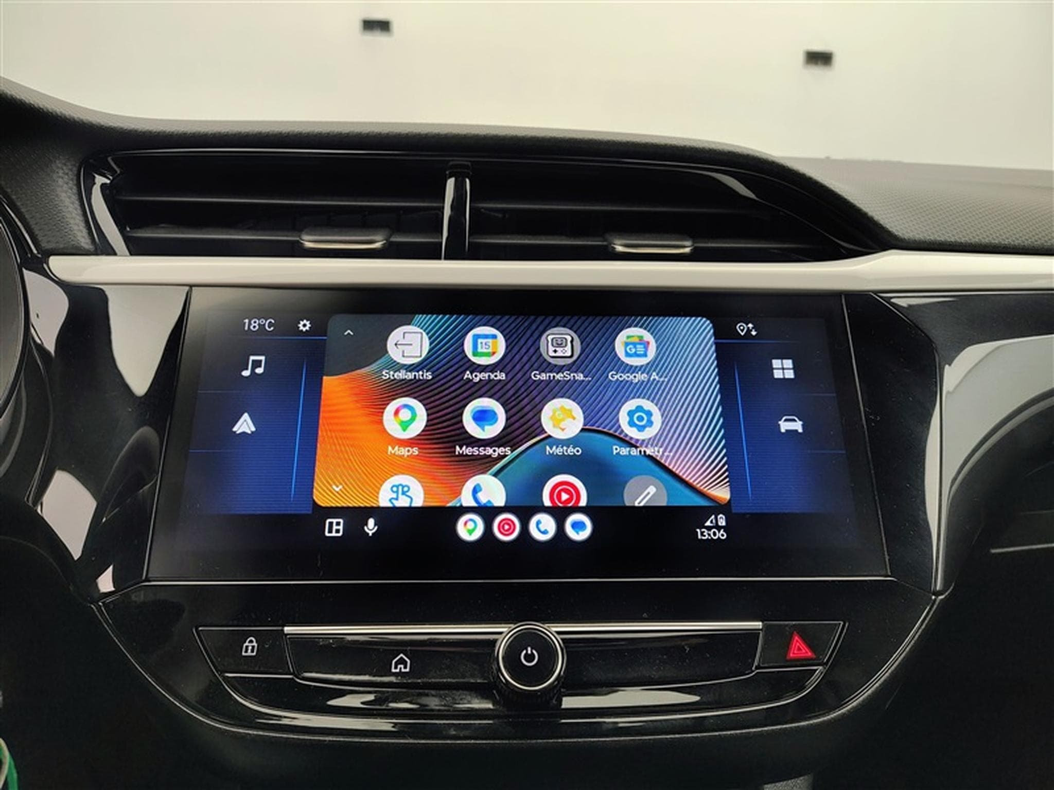 Opel Corsa 1.2 Turbo 100Cv GS CARPLAY / CAMERA / FULL LED / ALU (2025) - Photo 19