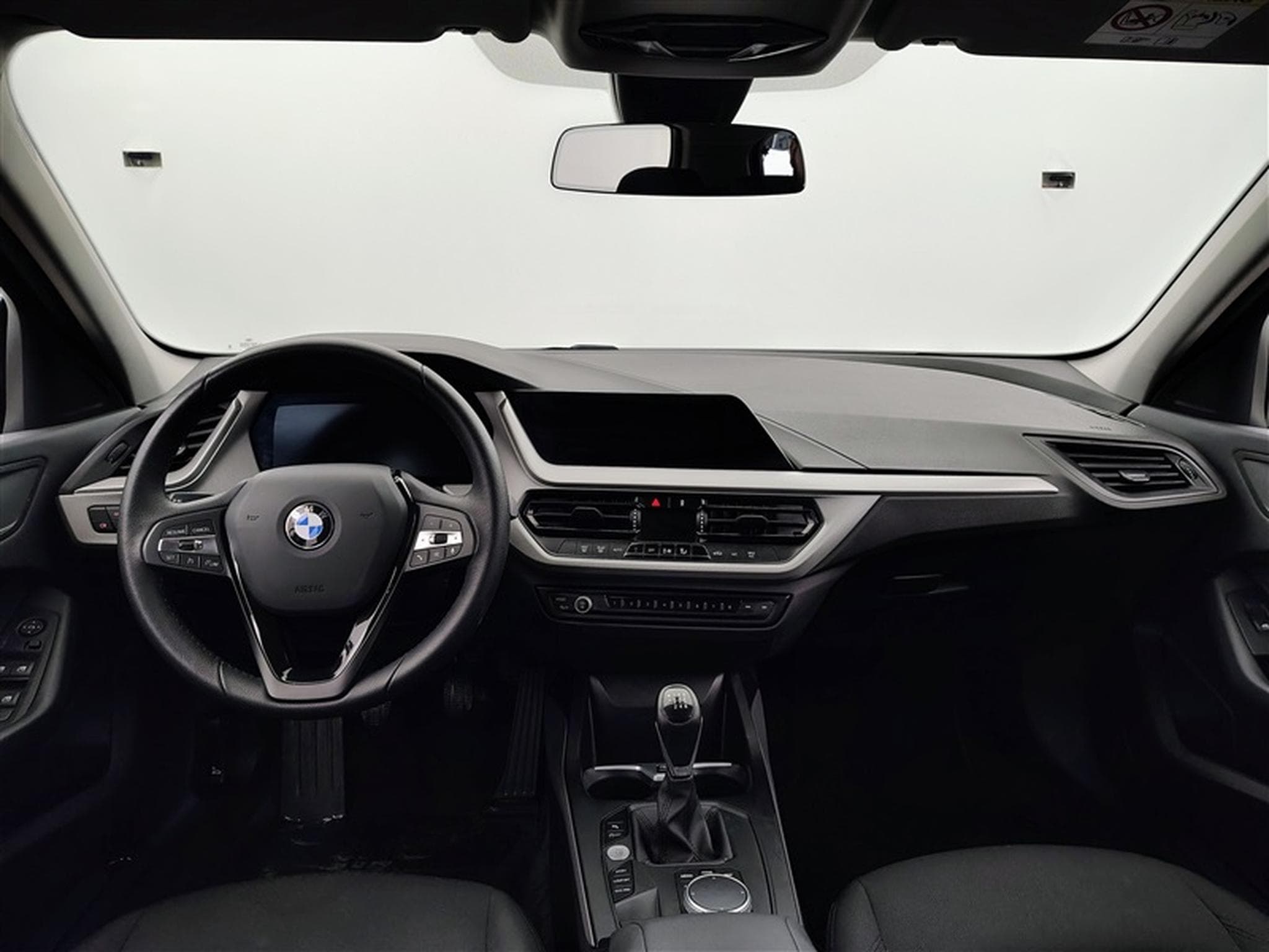 BMW 116 116 d Business NAVI/FULL LED/JA16/PDC (2023) - Photo 8