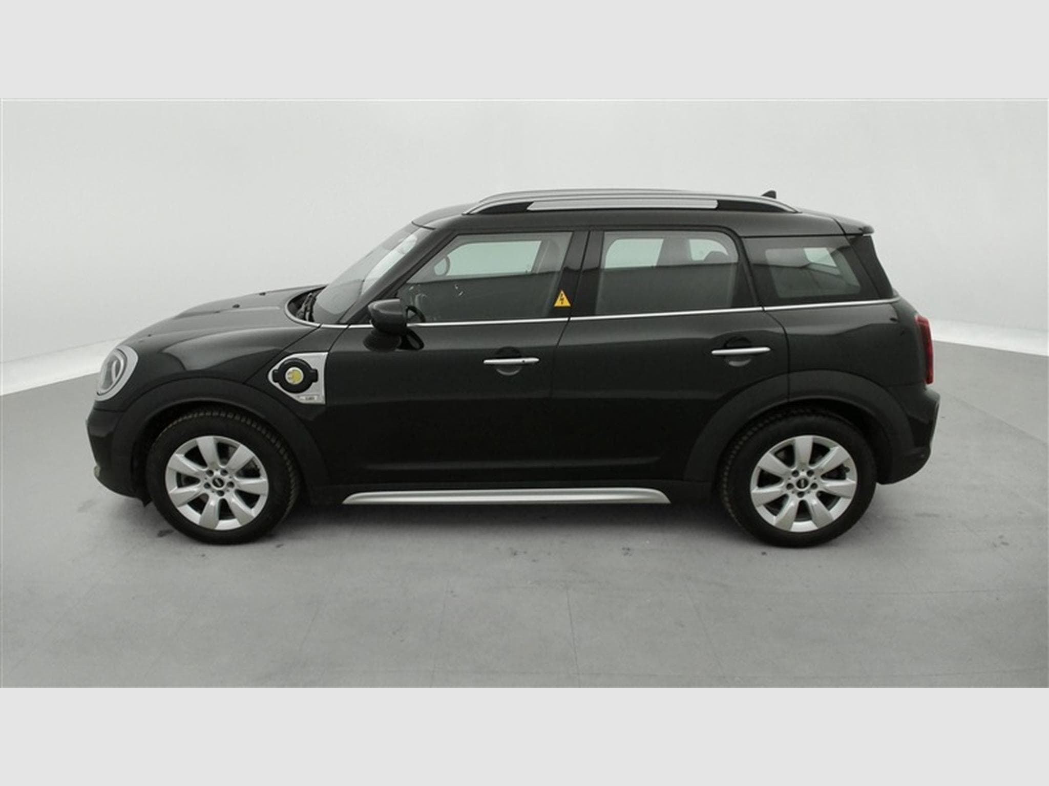 MINI Countryman 1.5A PHEV Cooper SE ALL4/NAVI/FULL LED/JA17/PDC (2023) - Photo 3