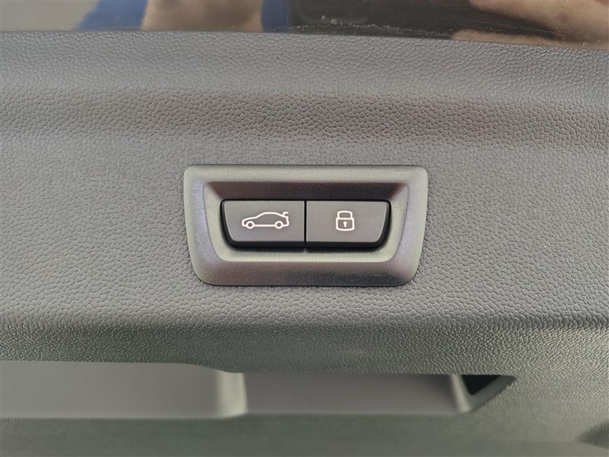 MINI Countryman 1.5A PHEV Cooper SE ALL4/NAVI/FULL LED/JA17/PDC (2023) - Photo 19