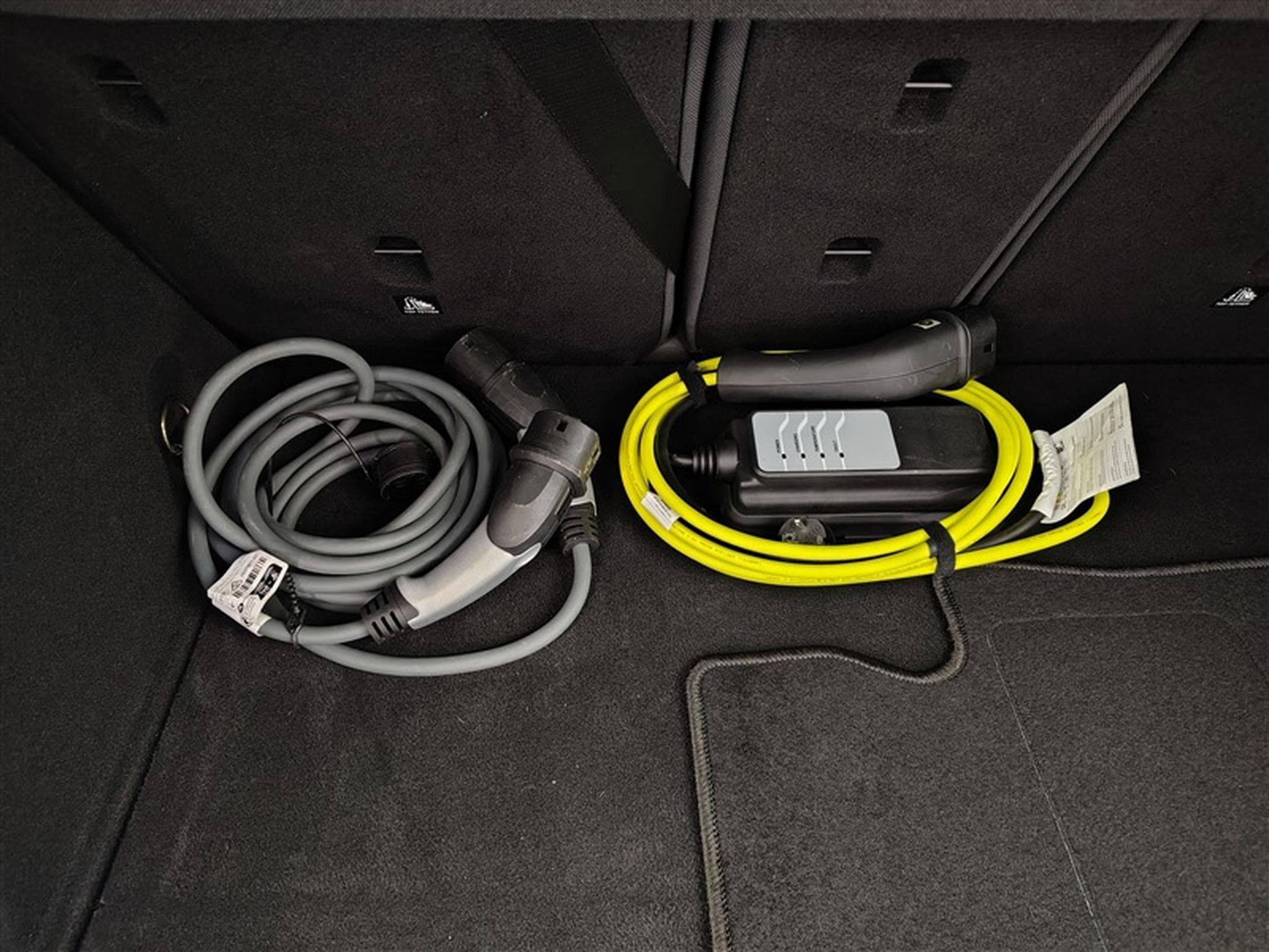 MINI Countryman 1.5A PHEV Cooper SE ALL4/NAVI/FULL LED/JA17/PDC (2023) - Photo 20