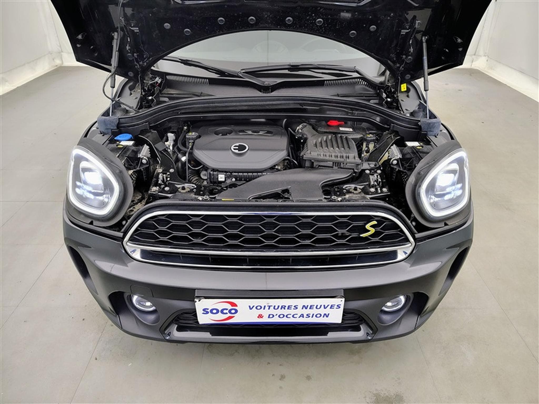 MINI Countryman 1.5A PHEV Cooper SE ALL4/NAVI/FULL LED/JA17/PDC (2023) - Photo 21