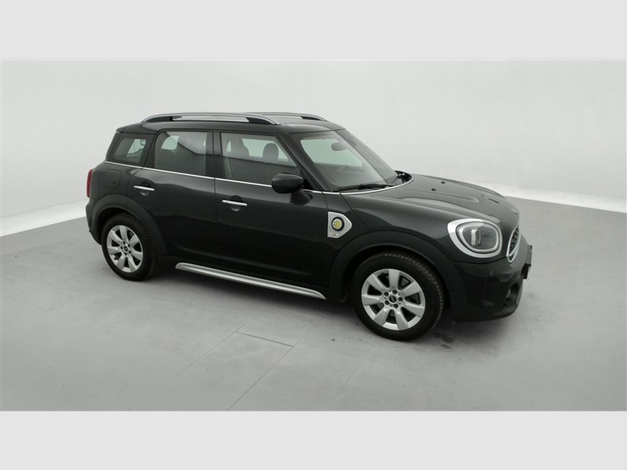MINI Countryman 1.5A PHEV Cooper SE ALL4/NAVI/FULL LED/JA17/PDC (2023) - Photo 24