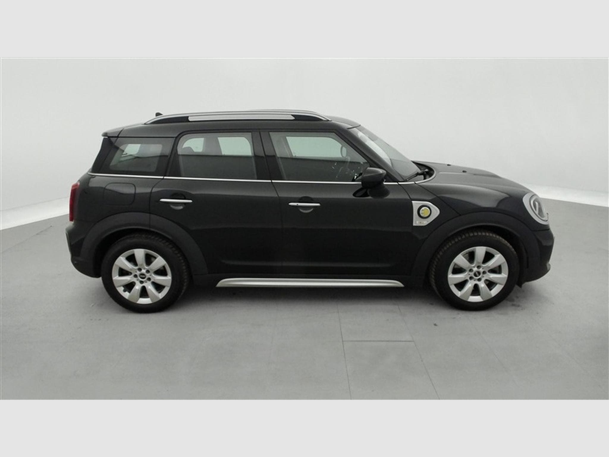 MINI Countryman 1.5A PHEV Cooper SE ALL4/NAVI/FULL LED/JA17/PDC (2023) - Photo 25
