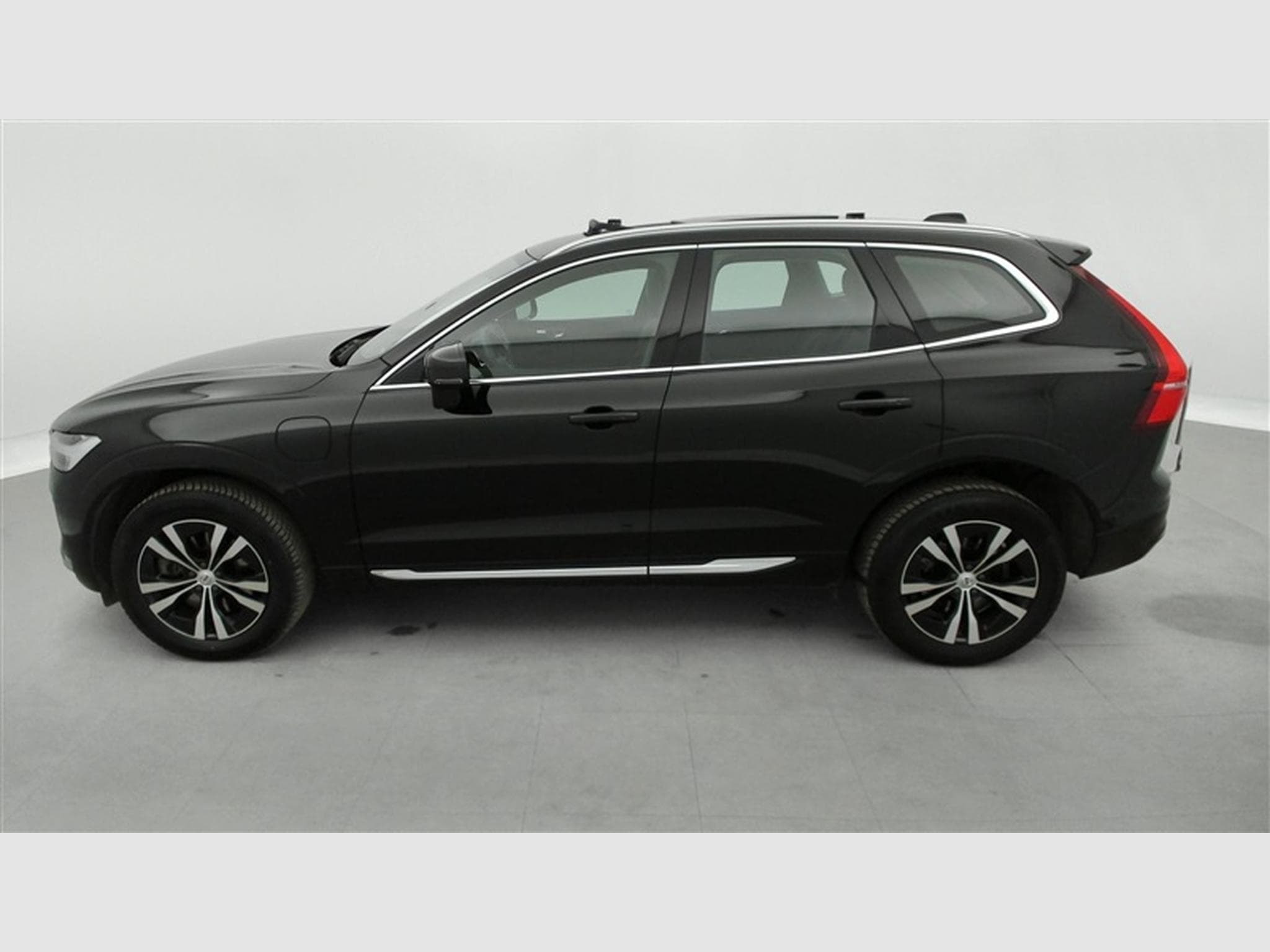 Volvo XC60 2.0 T6 PHEV AWD Inscription CUIR/NAVI/TO PANO/JA18 (2021) - Photo 3