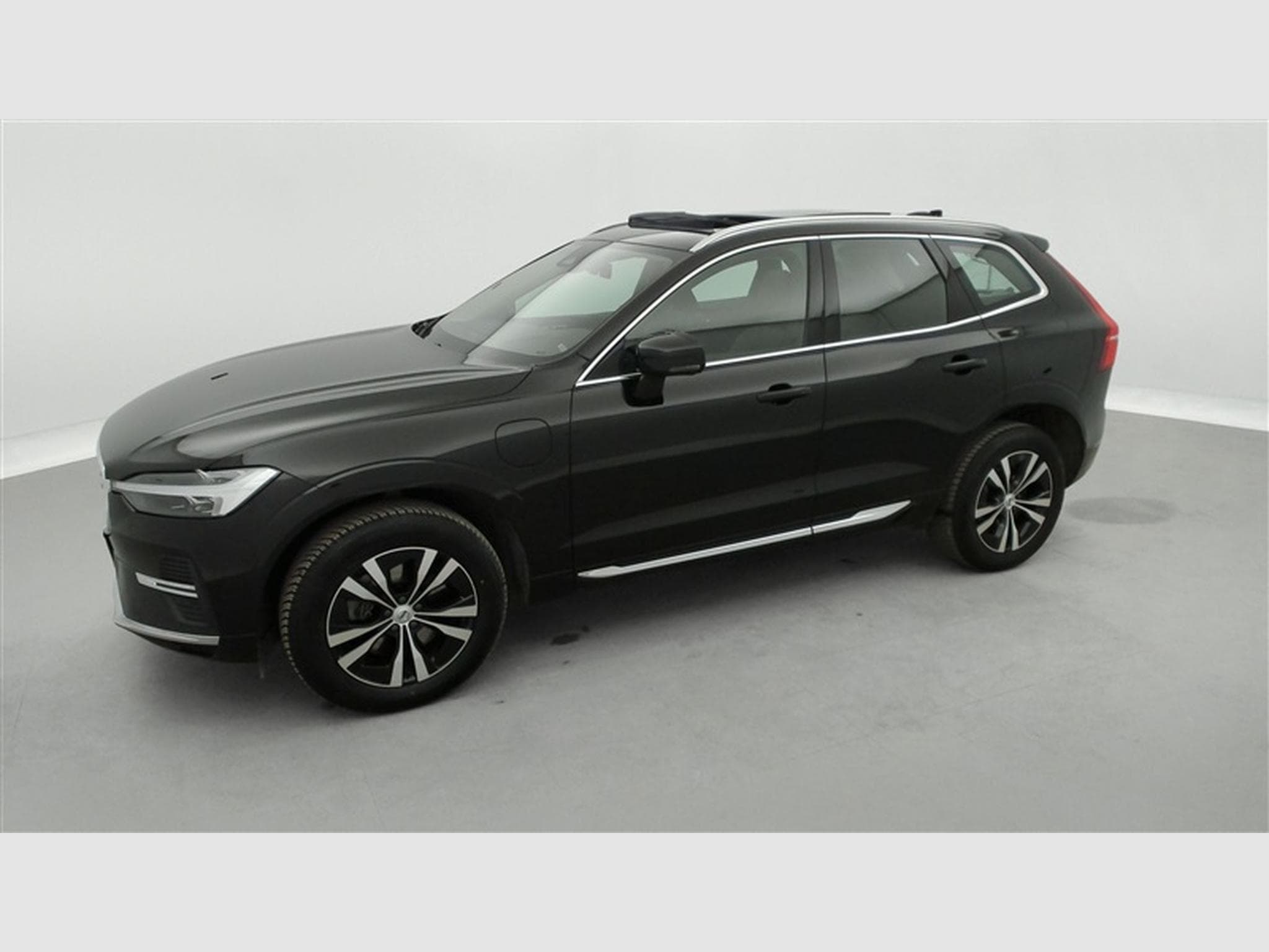 Volvo XC60 2.0 T6 PHEV AWD Inscription CUIR/NAVI/TO PANO/JA18 (2021) - Photo 23