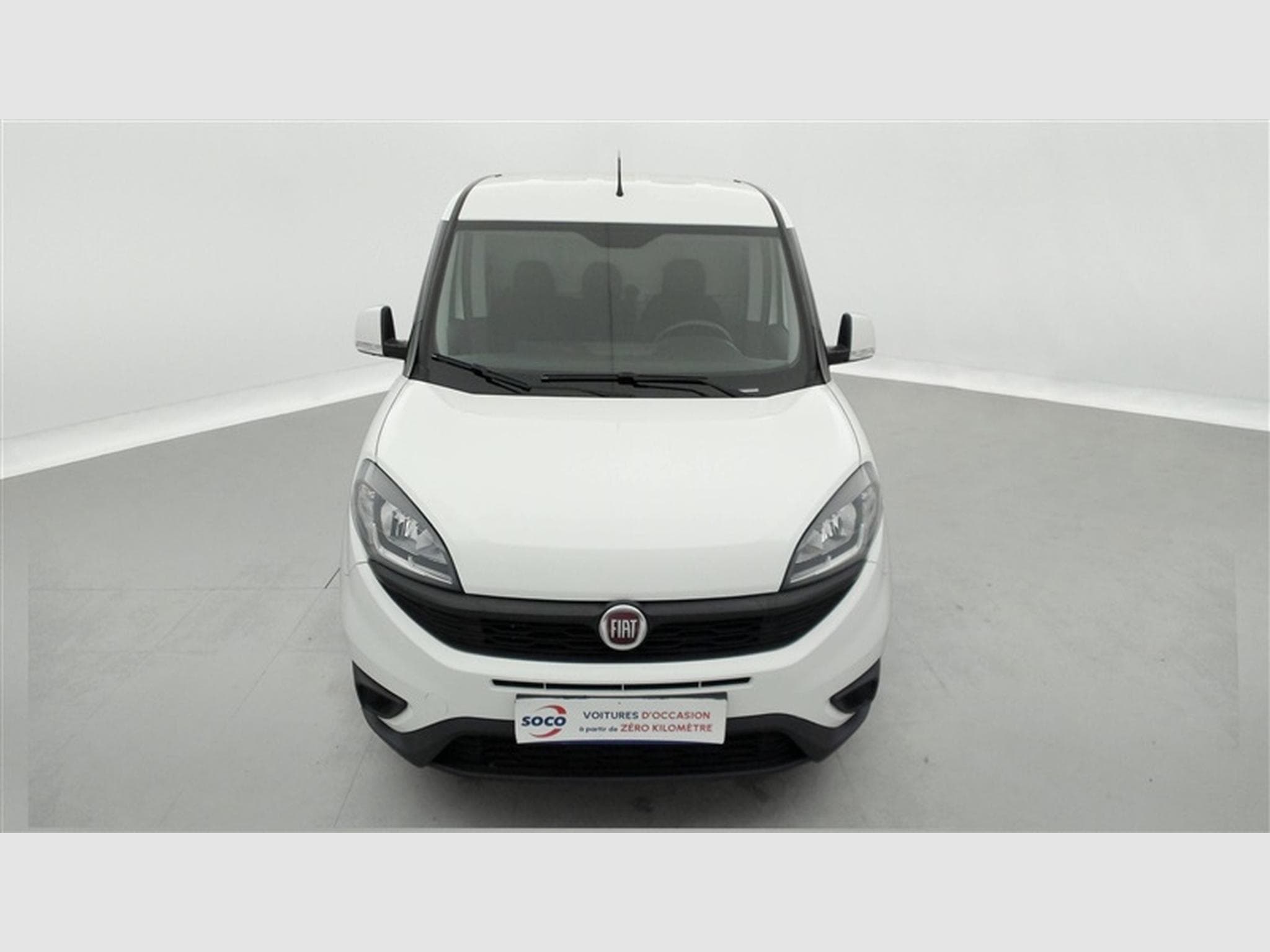 Fiat Doblo 1.6 MJET Cargo CLIM / CARPLAY (2023) - Foto 4