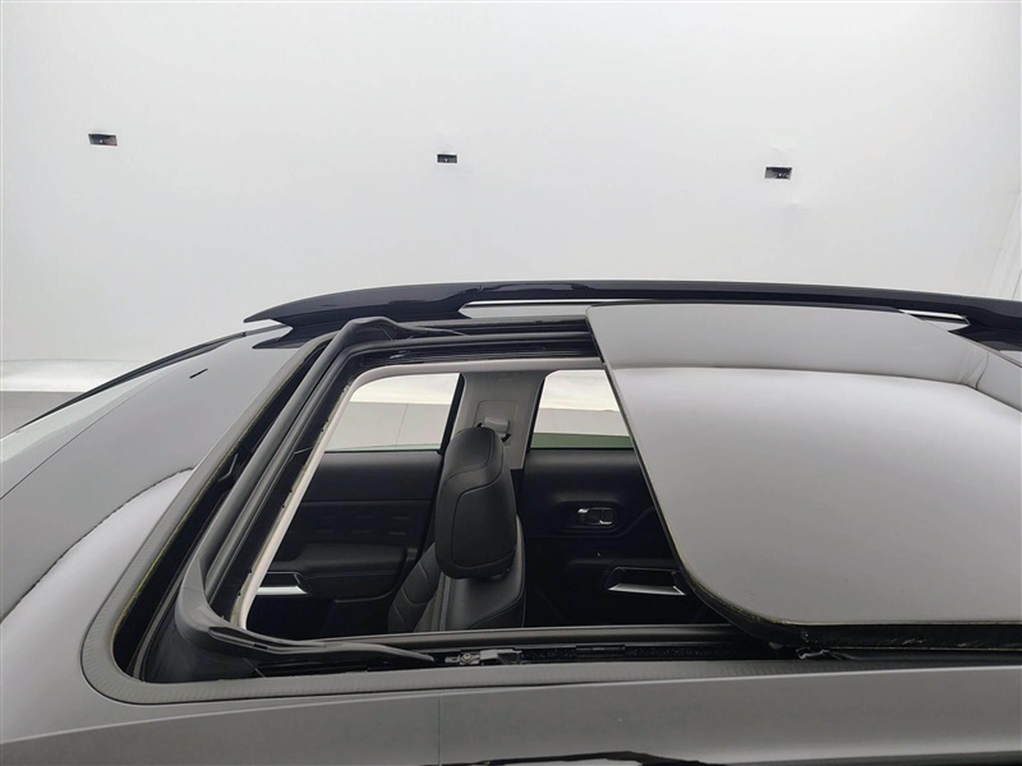 Citroën C5 Aircross 1.5 BlueHDi 130cv EAT8 MAX NAVI / FULL LED / TOIT PANO (2026) - Photo 19