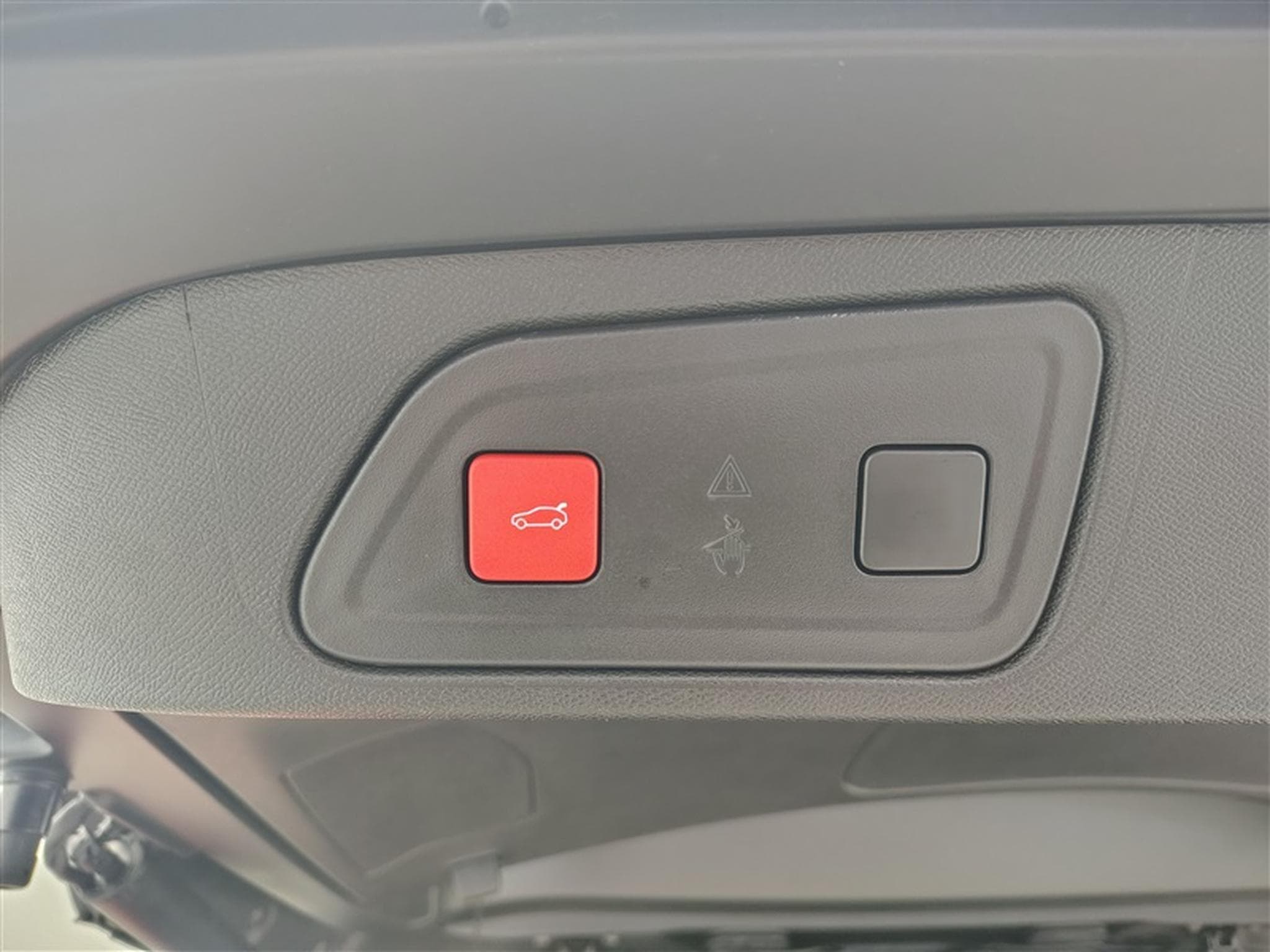 Citroën C5 Aircross 1.5 BlueHDi 130cv EAT8 MAX NAVI / FULL LED / TOIT PANO (2026) - Photo 20